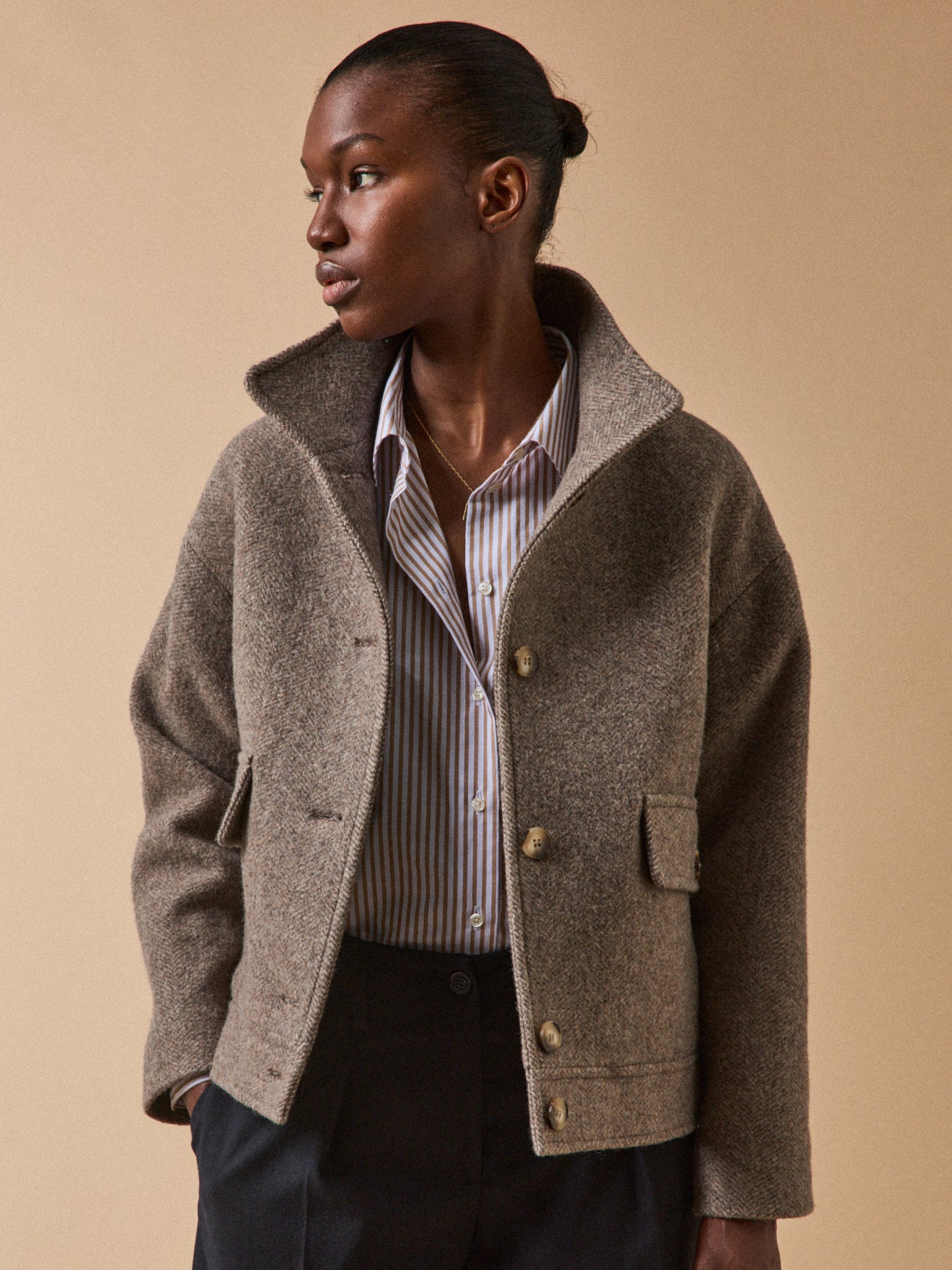 Women's short woolen herringbone coat