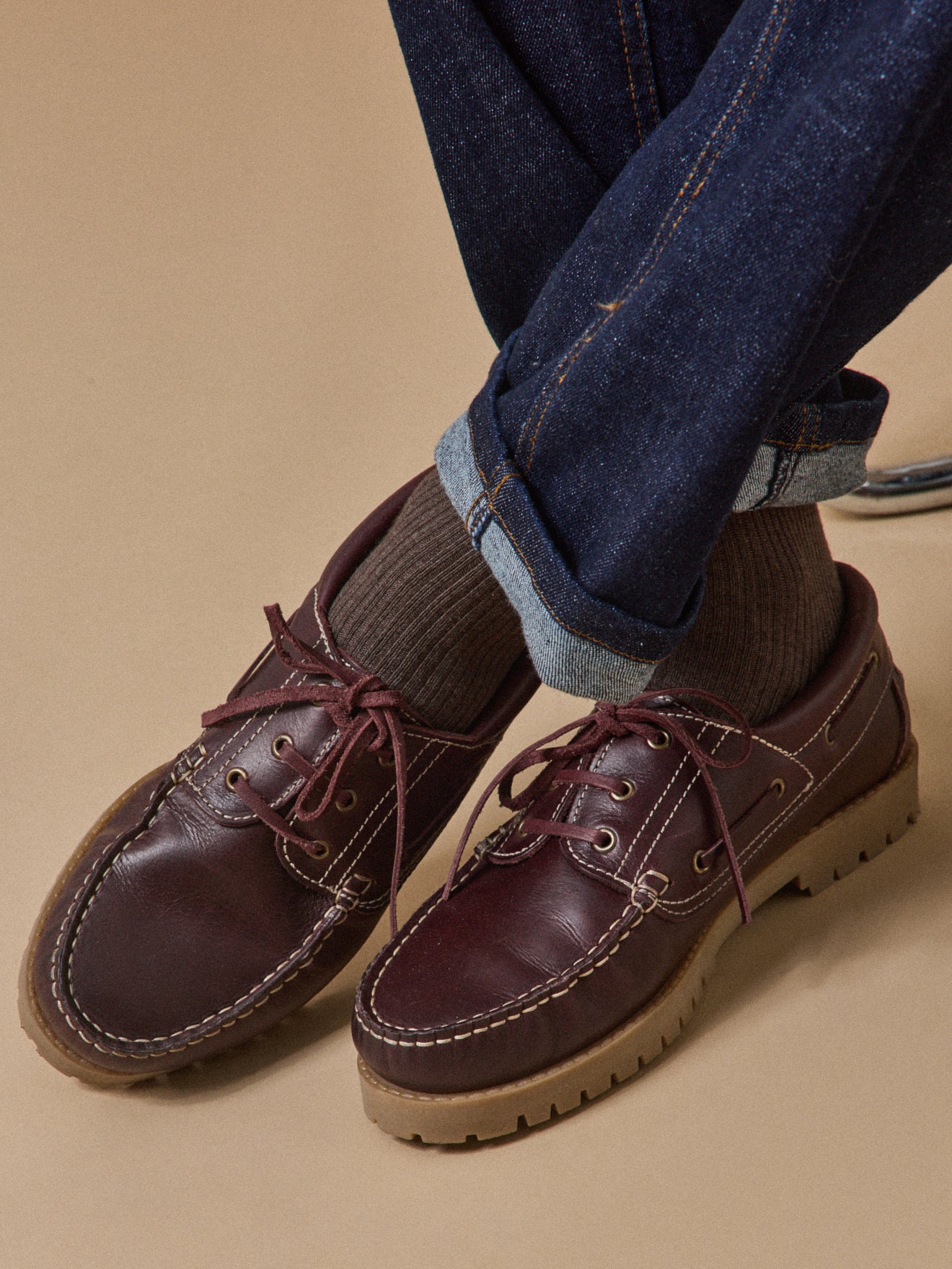 Men's leather deck shoes