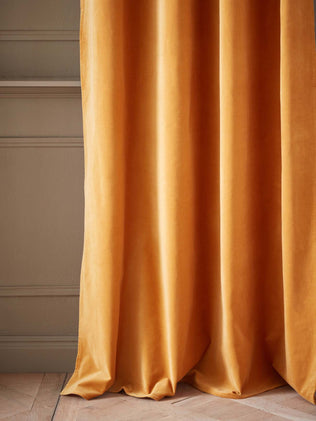 Velvet curtain with eyelets