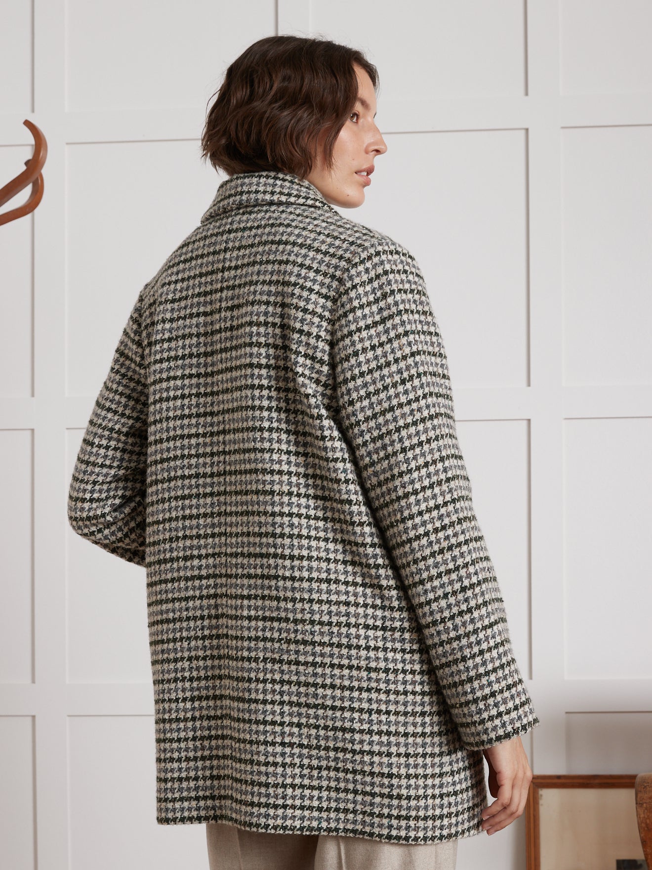 Women's short large houndstooth woolen coat