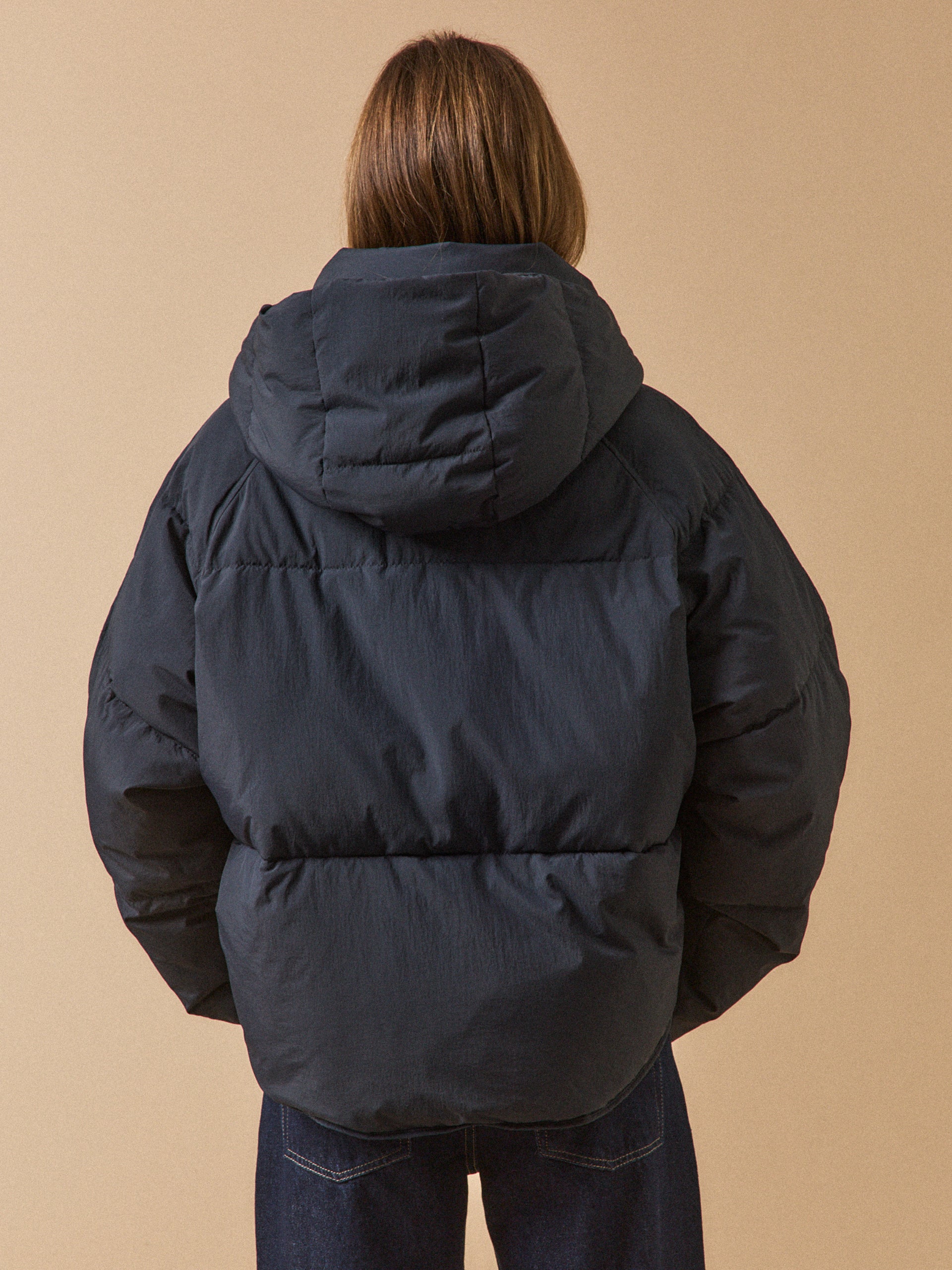 Women's short quilted puffer jacket