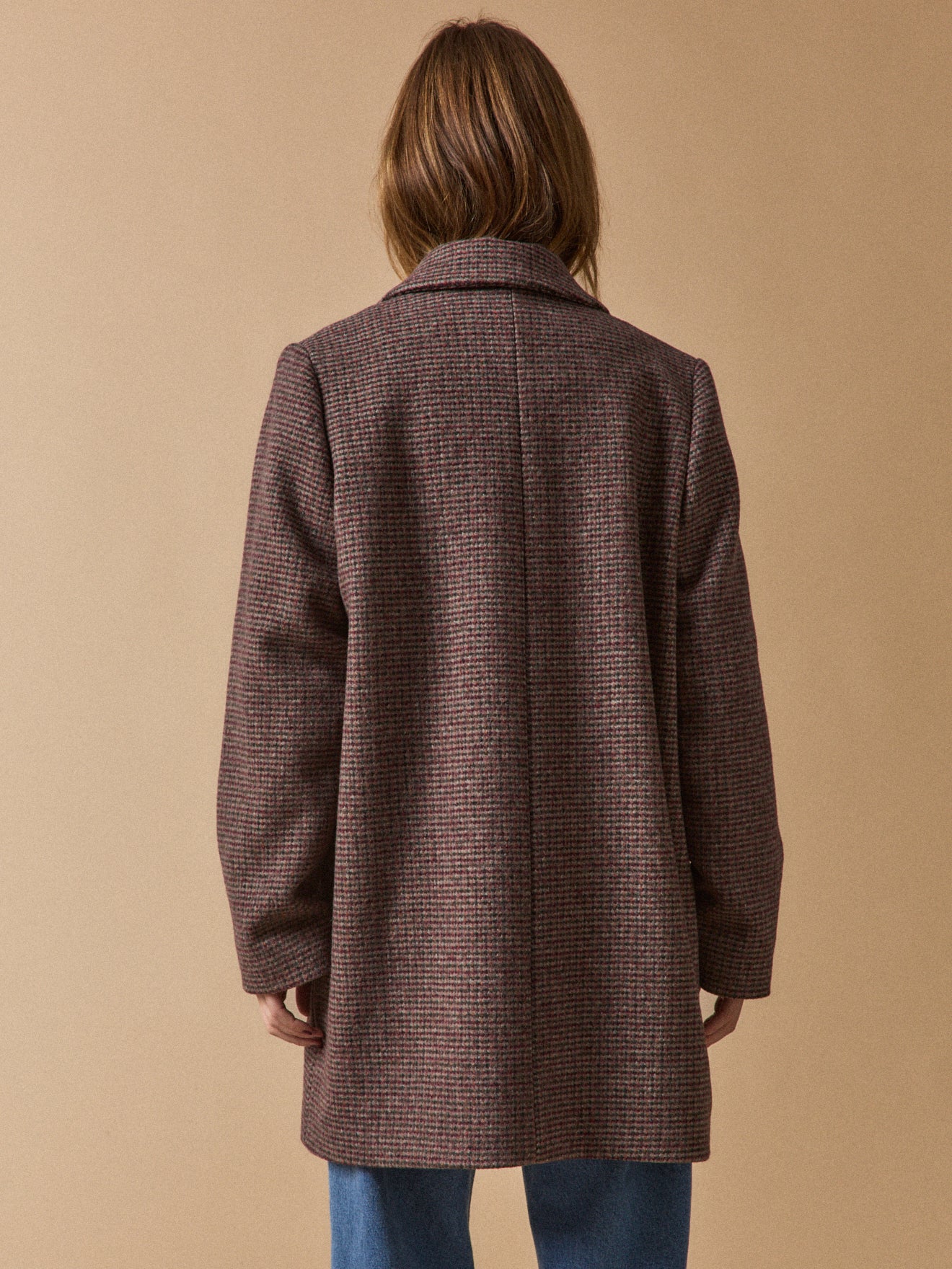 Women's short checked woolen coat