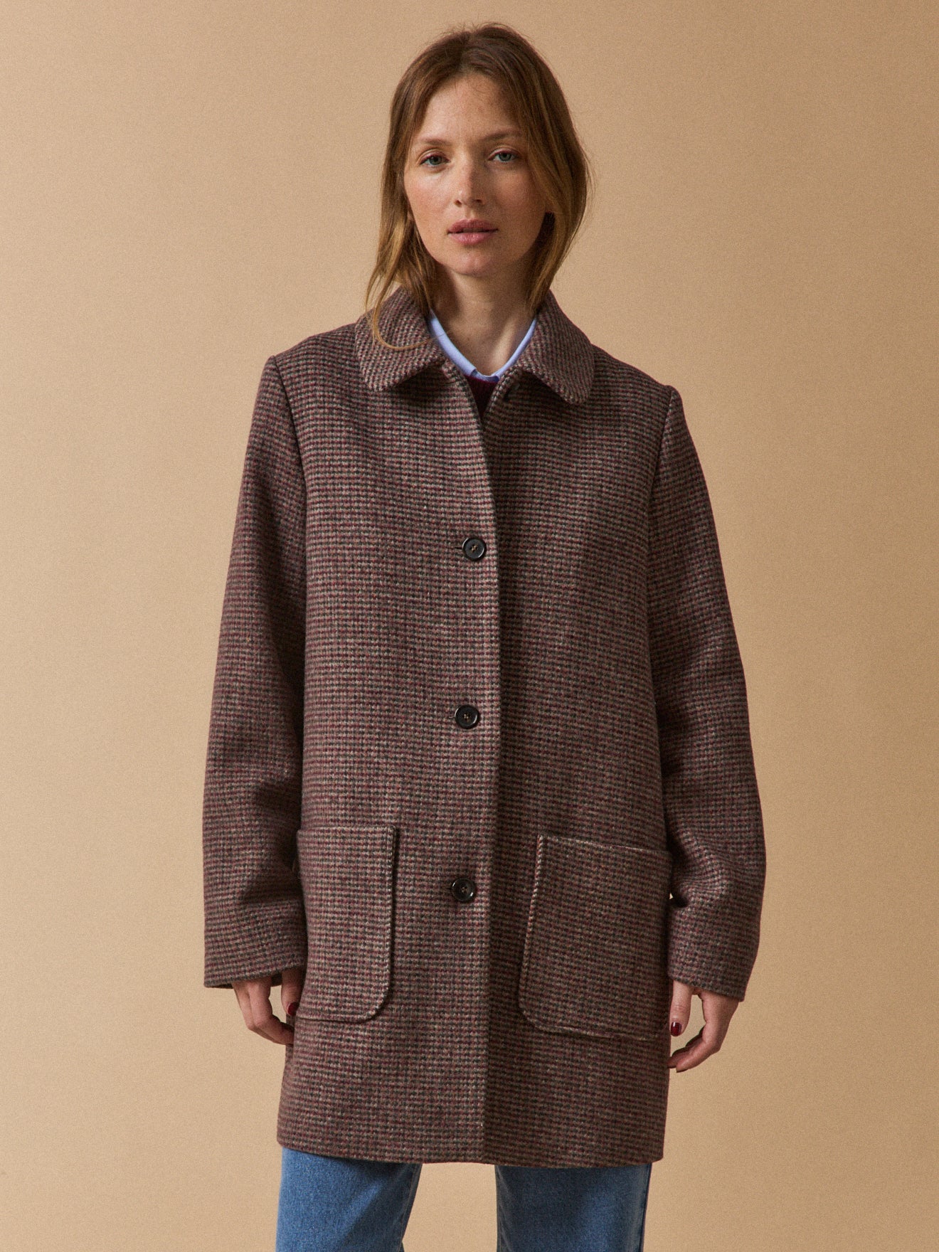 Women's short checked woolen coat