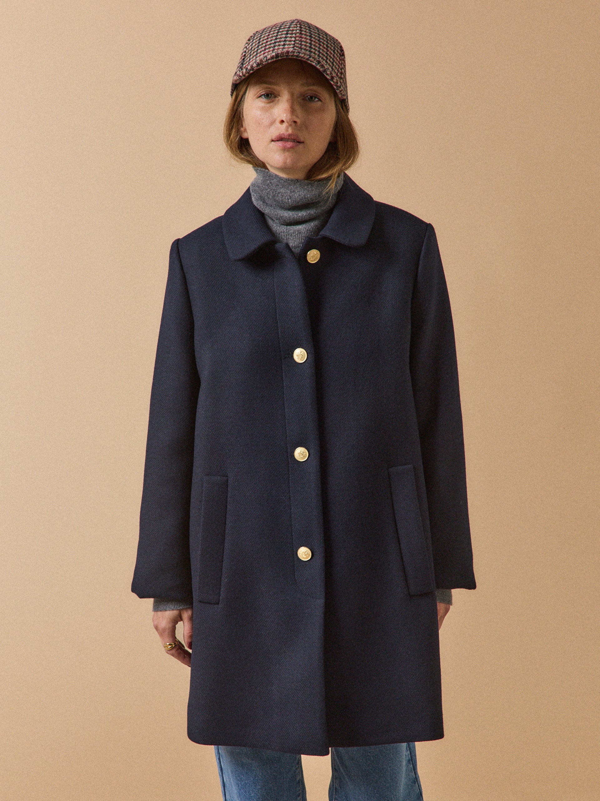Women's plain short woolen coat