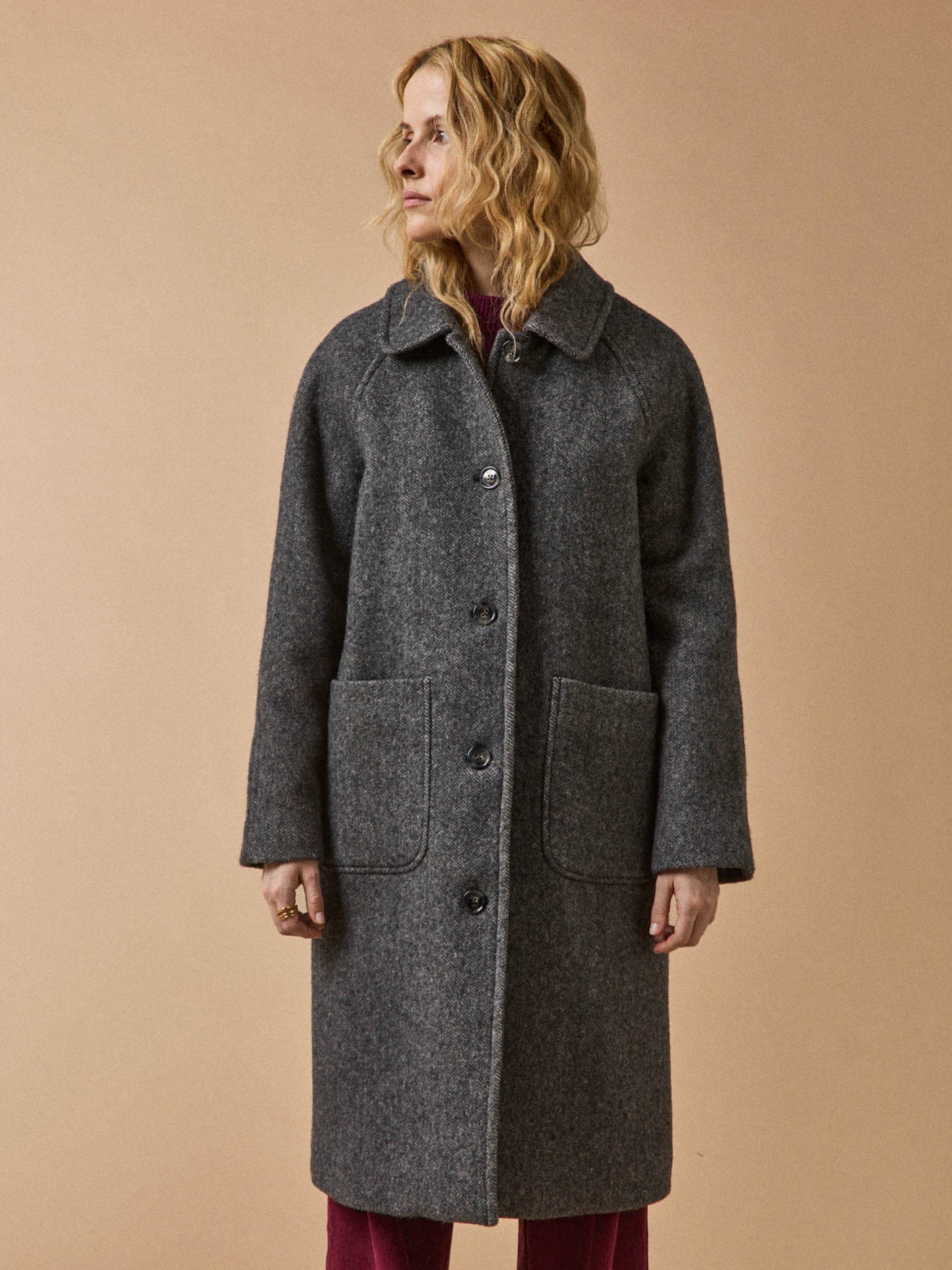 Women's oversize mid-length woolen herringbone coat