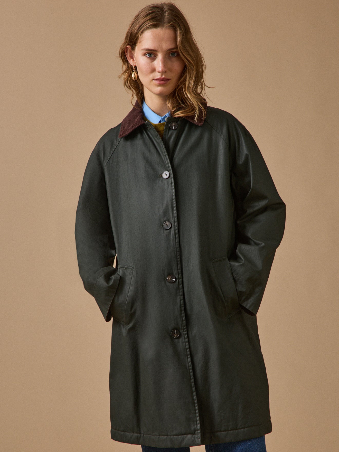Women's coated toile overcoat