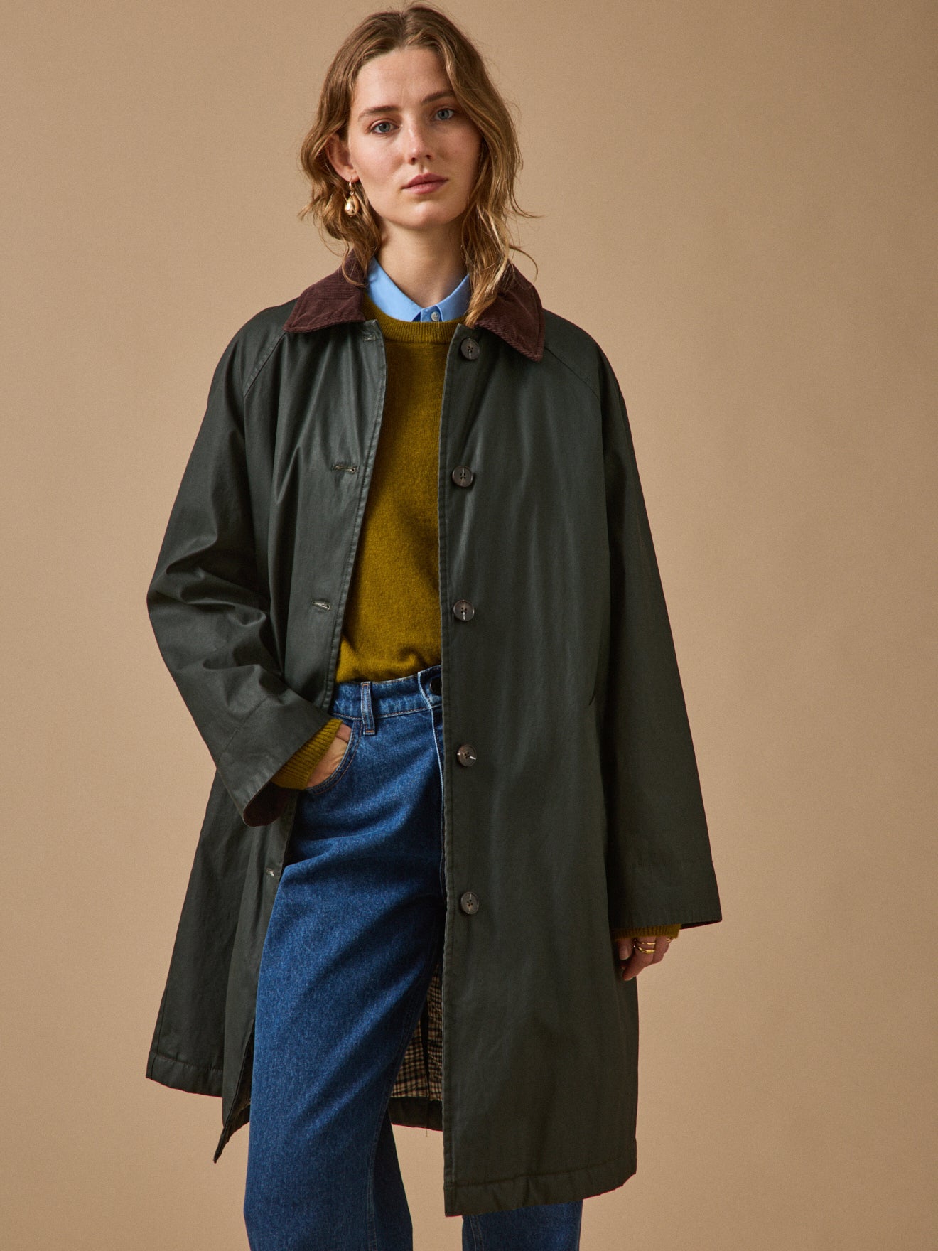 Women's coated toile overcoat