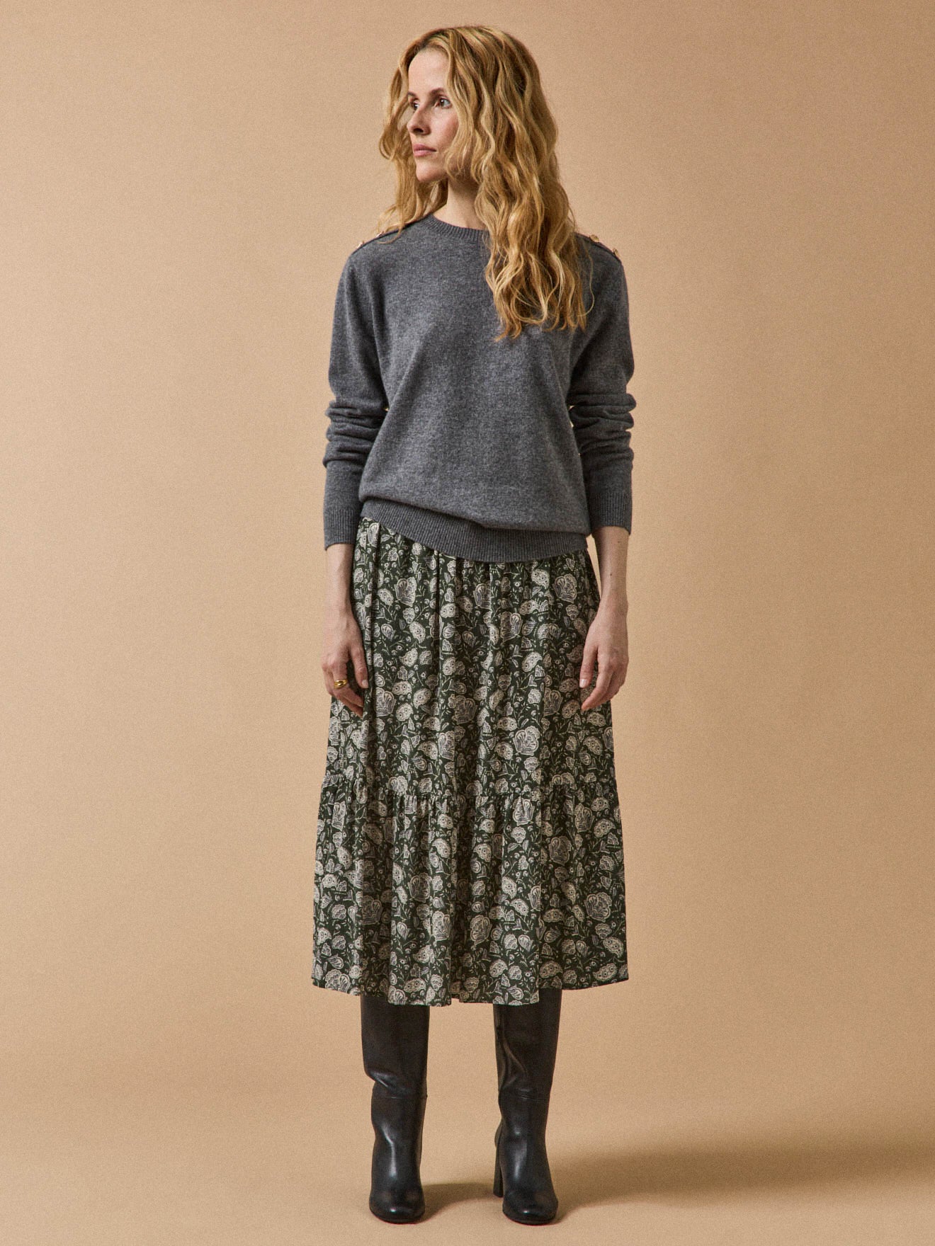 Women's mid-length ruffled skirt with Lilith print