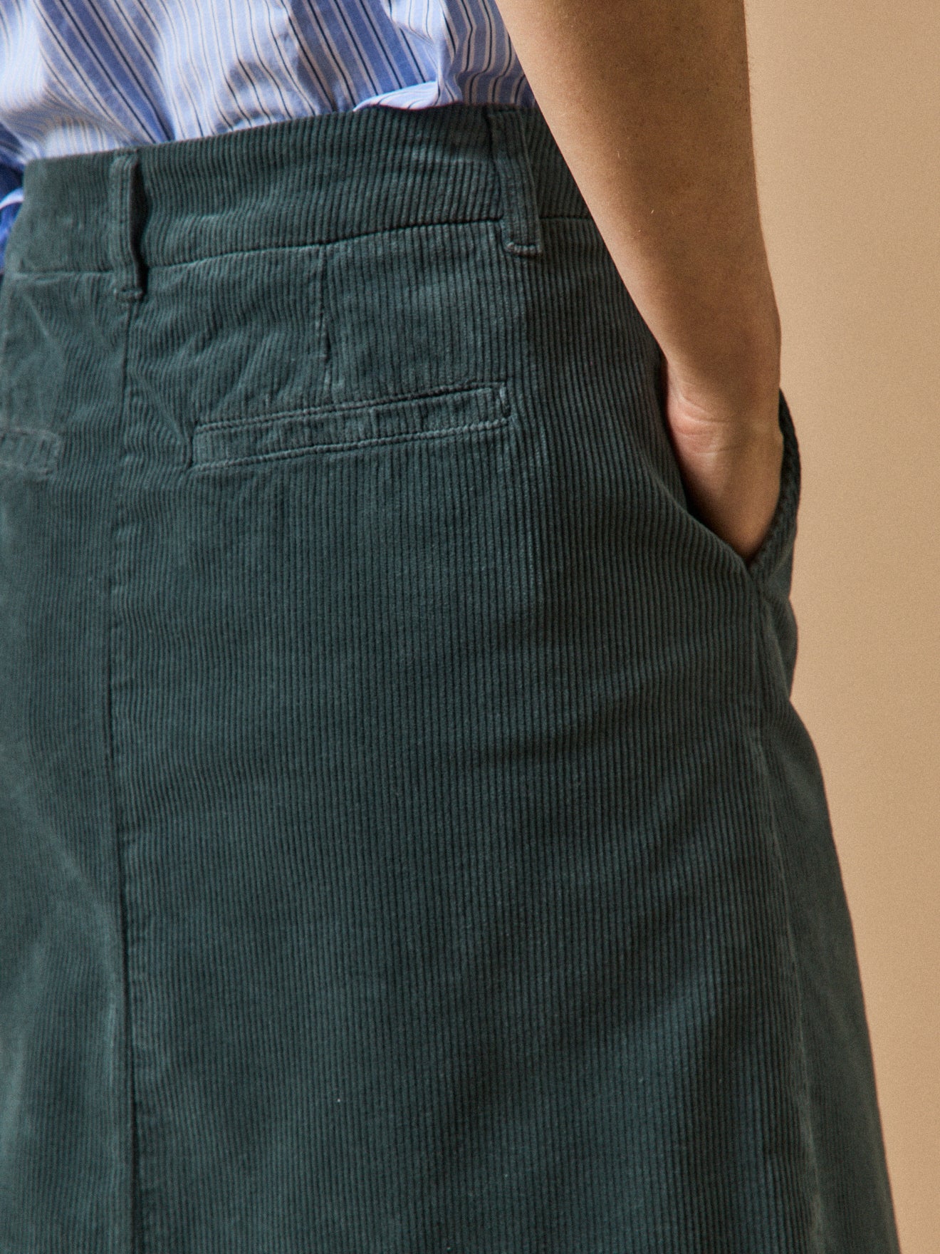 Women's short corduroy skirt