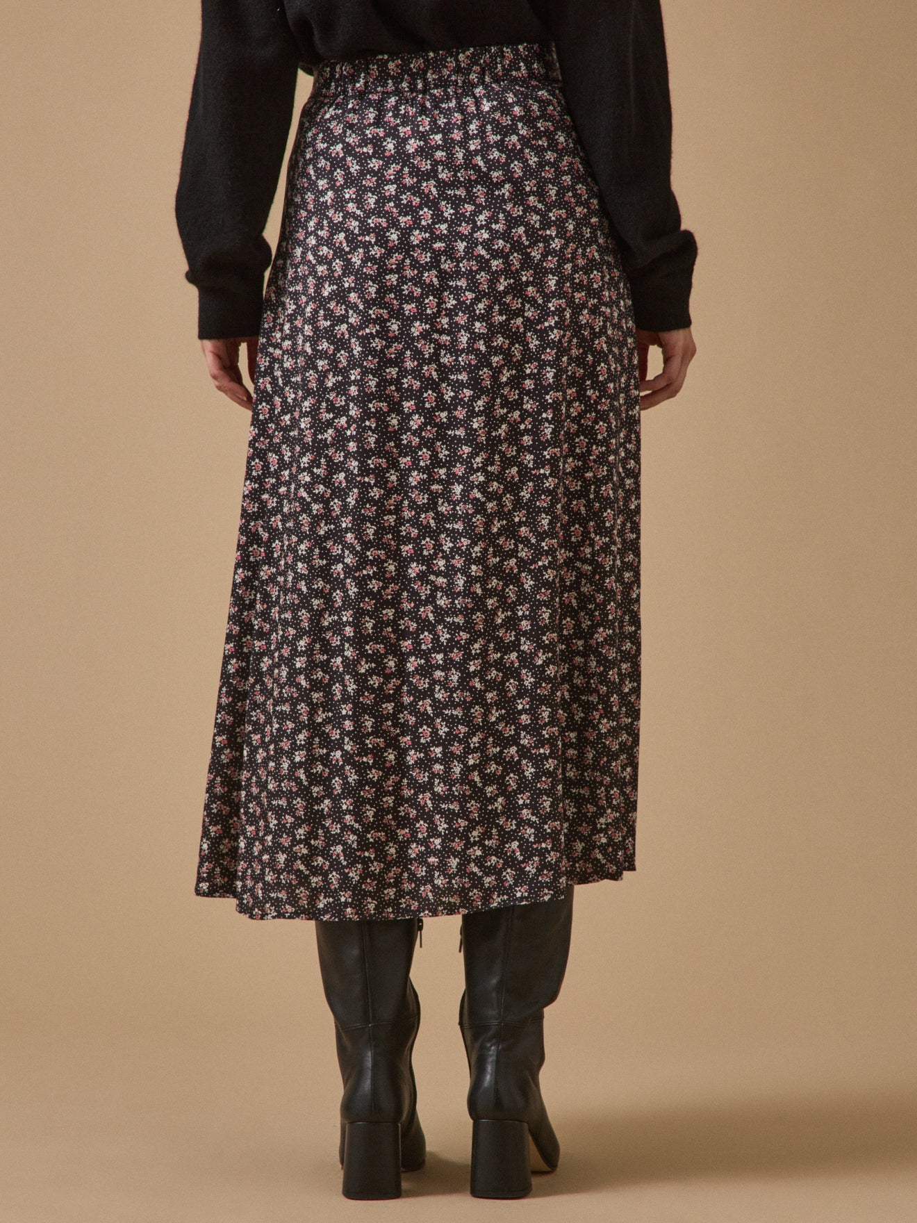 Women's Flowers confetti print mid-length skirt