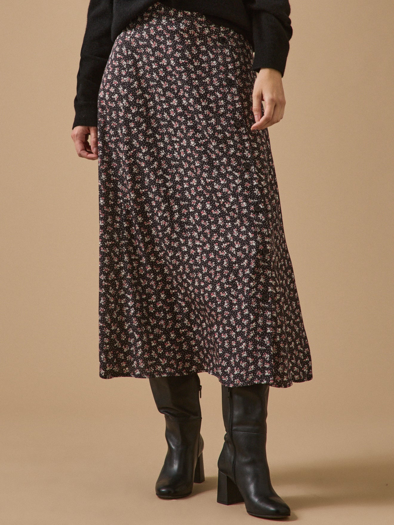 Women's Flowers confetti print mid-length skirt