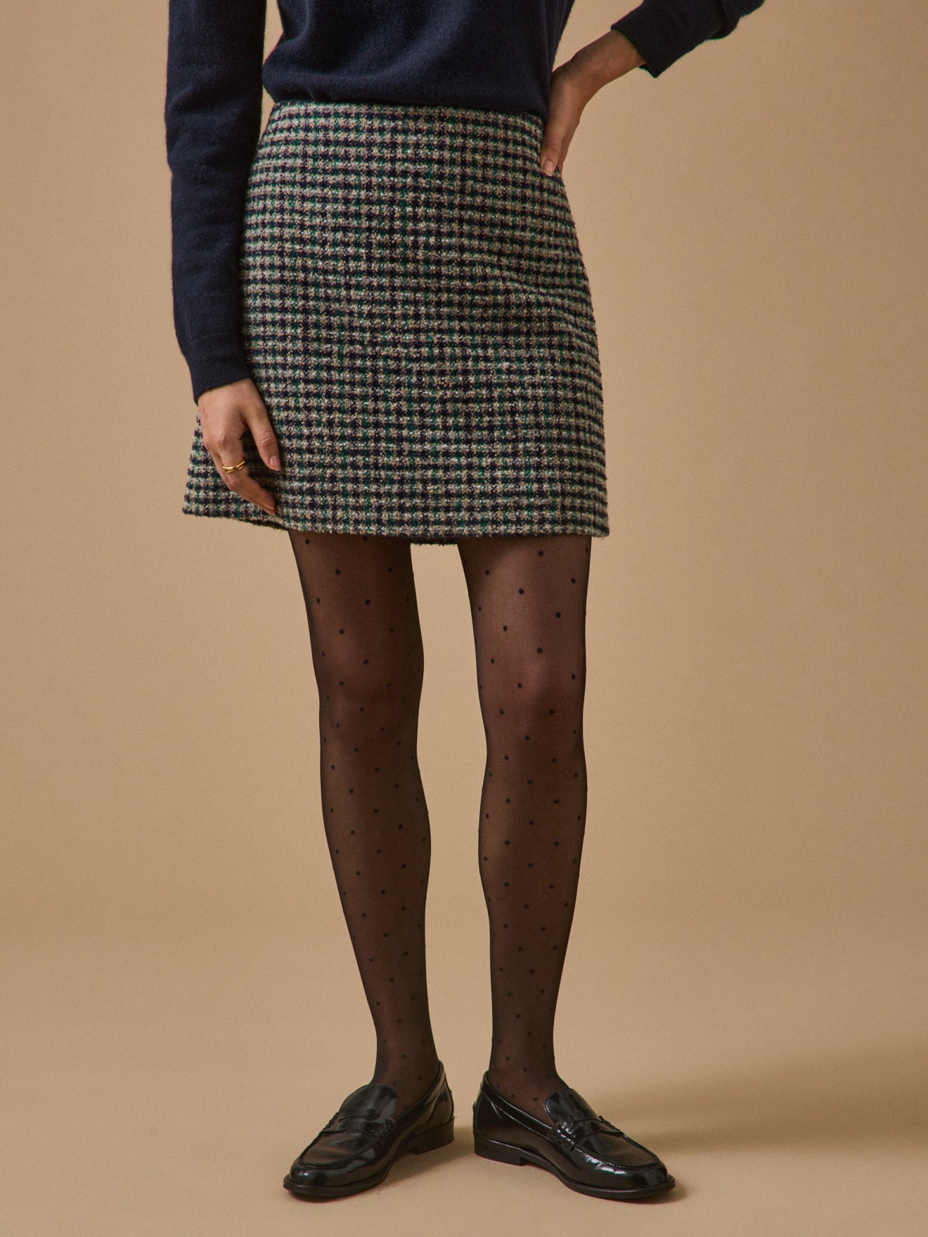 Women's short checked tweed skirt