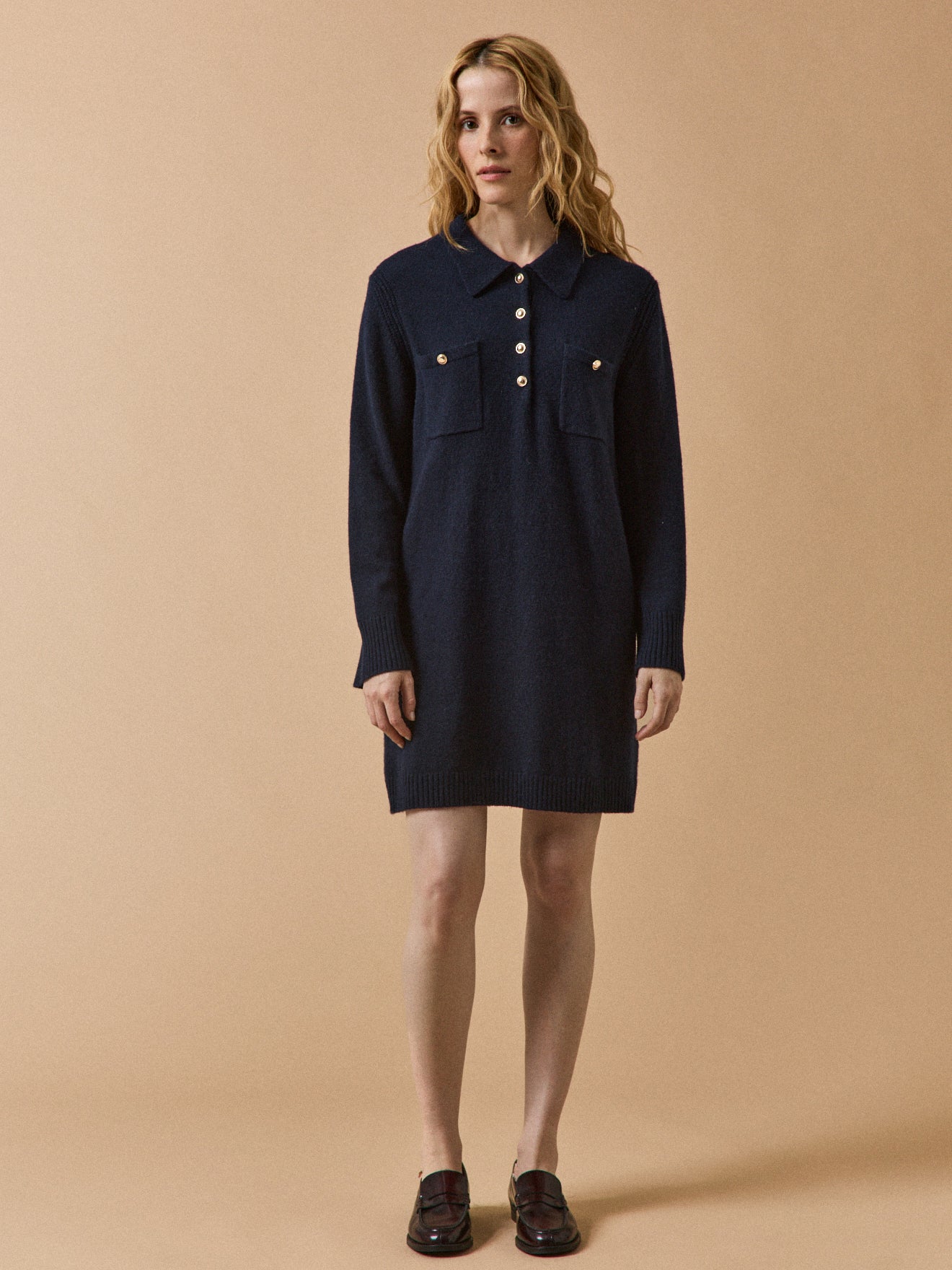 Women's sweater-dress with polo shirt collar and golden buttons