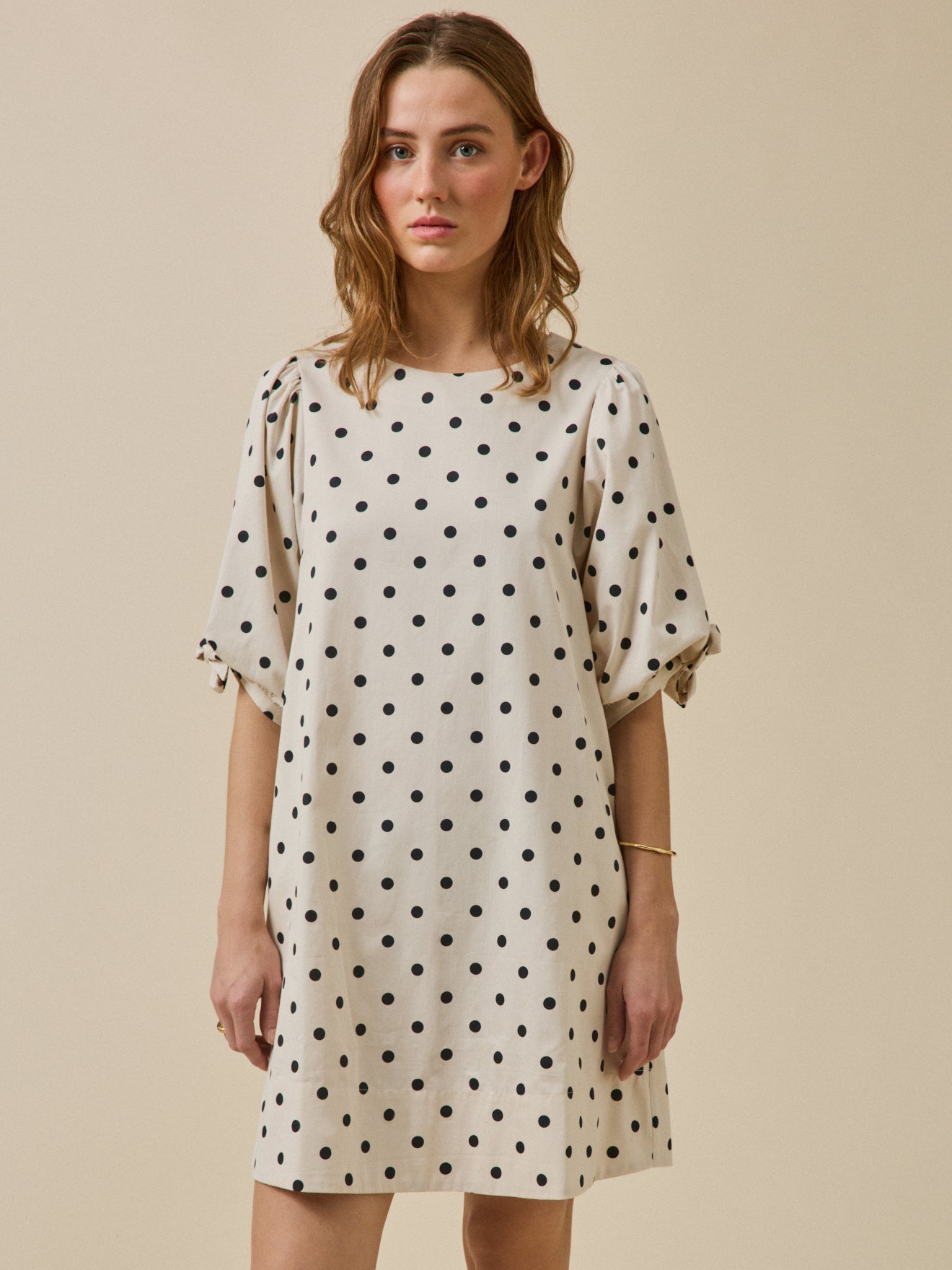 Robe courte à pois femme