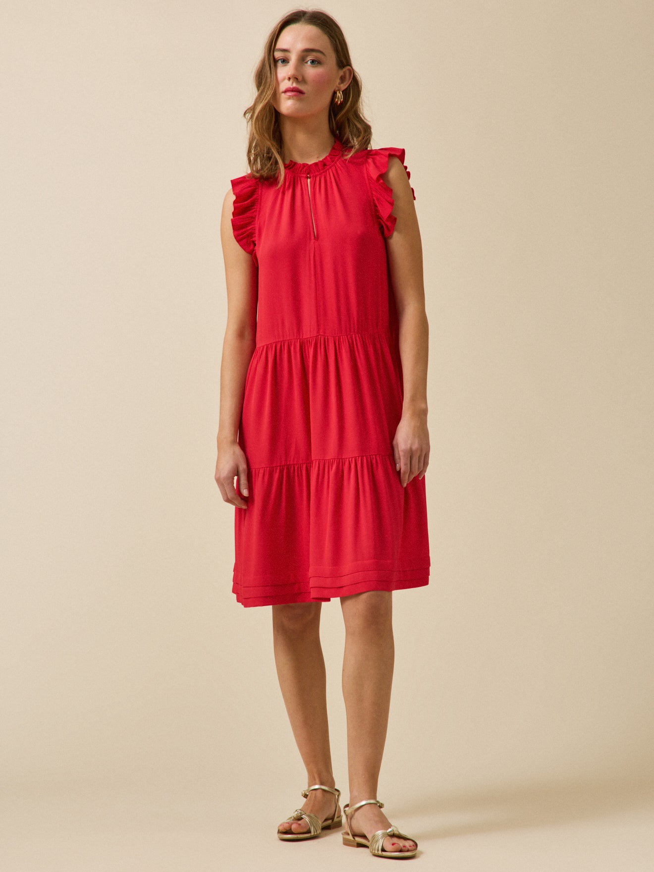 Women's sleeveless ruffled dress