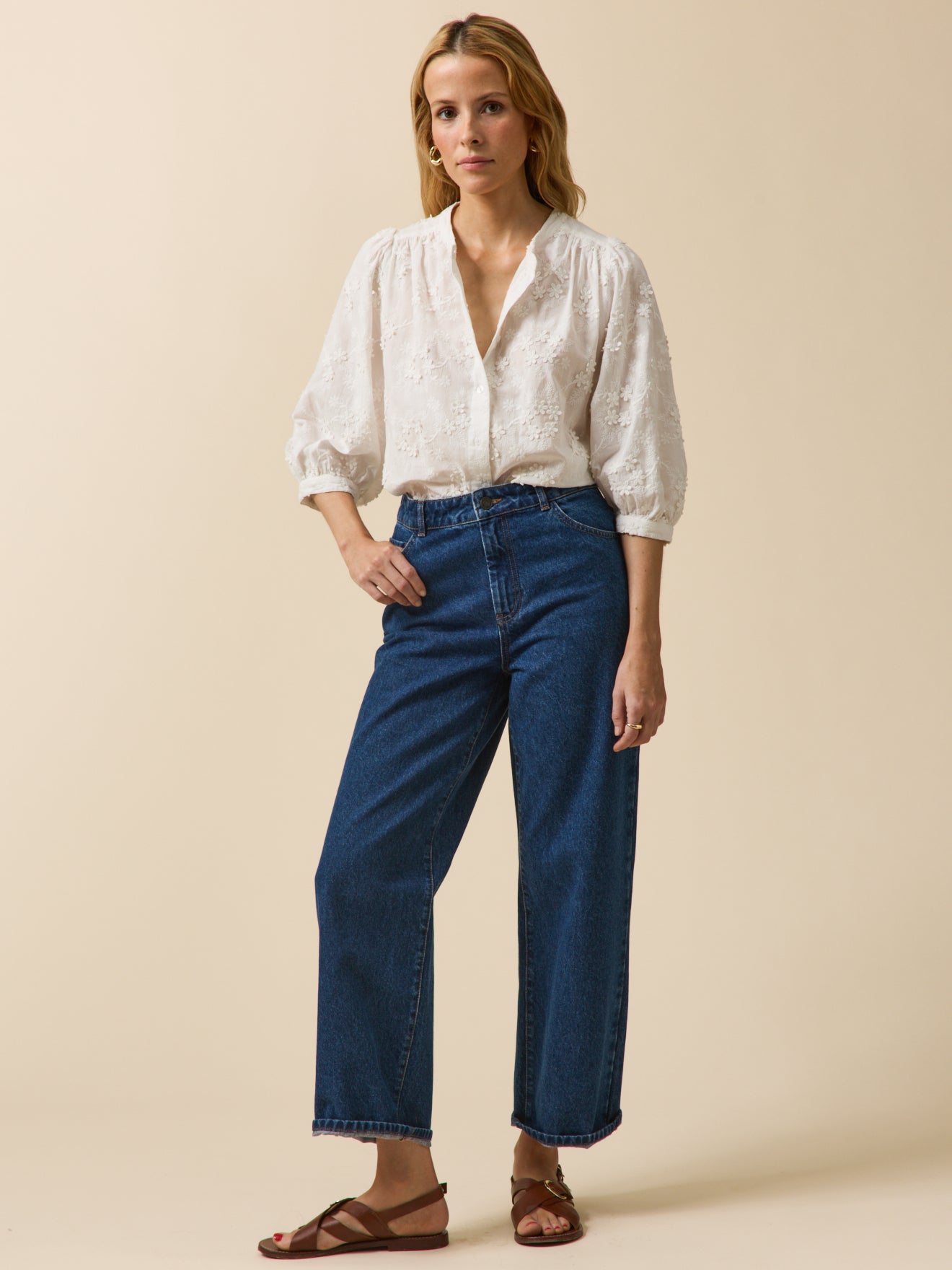 Women's embroidered cotton blouse with 3D flowers