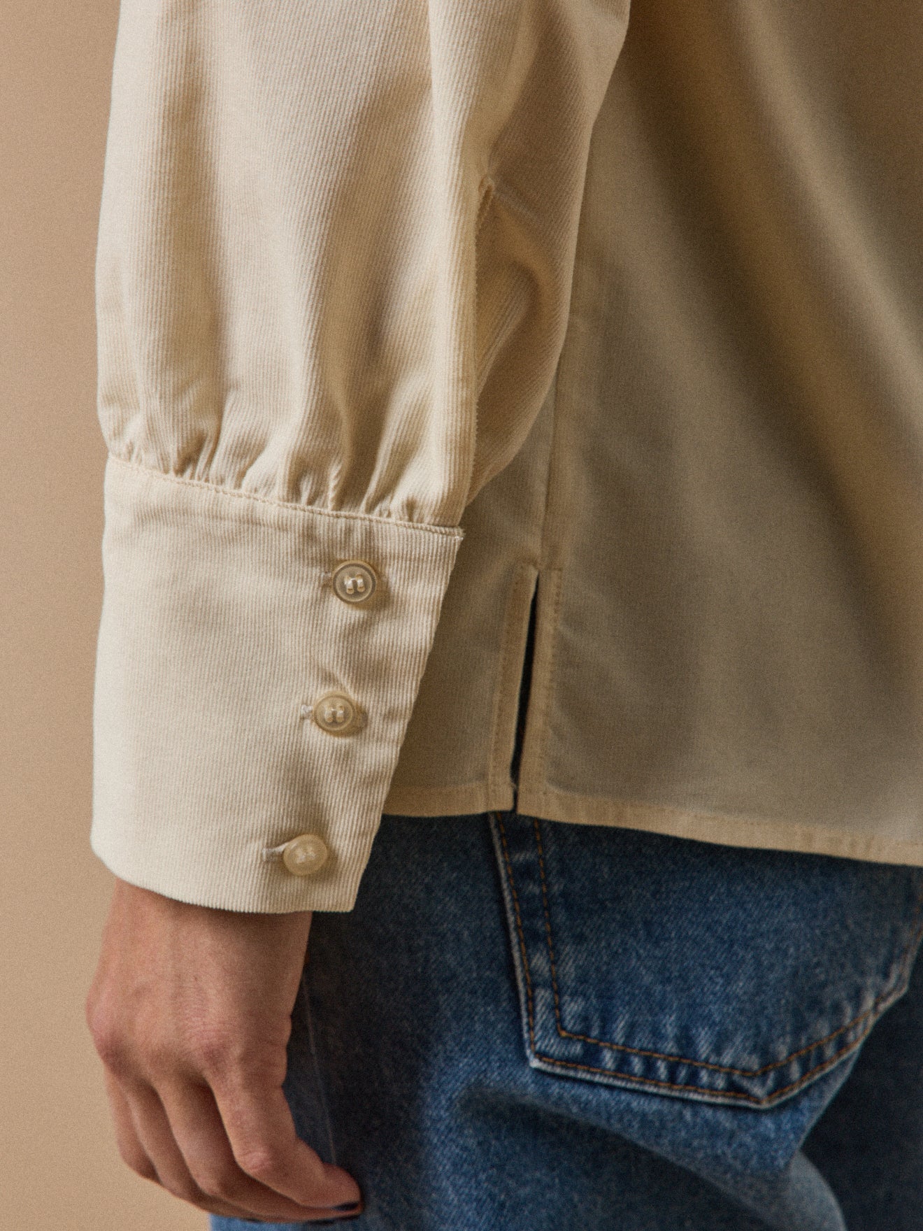 Women's babycord ruffled shirt