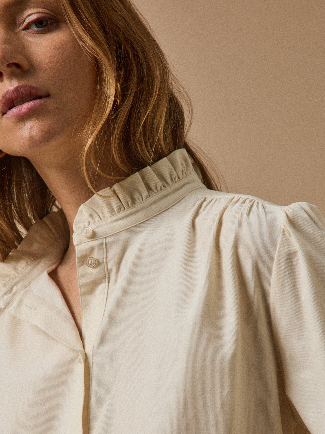 Women's babycord ruffled shirt