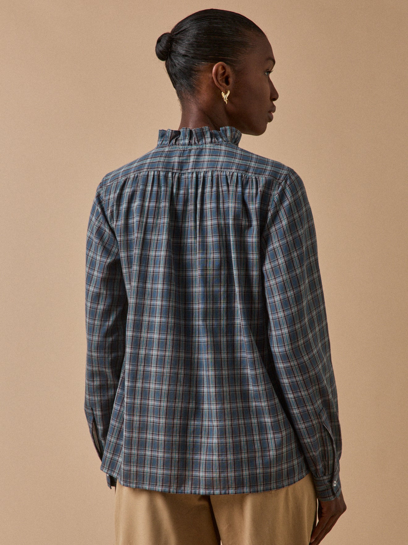 Women's plaid print ruffled blouse