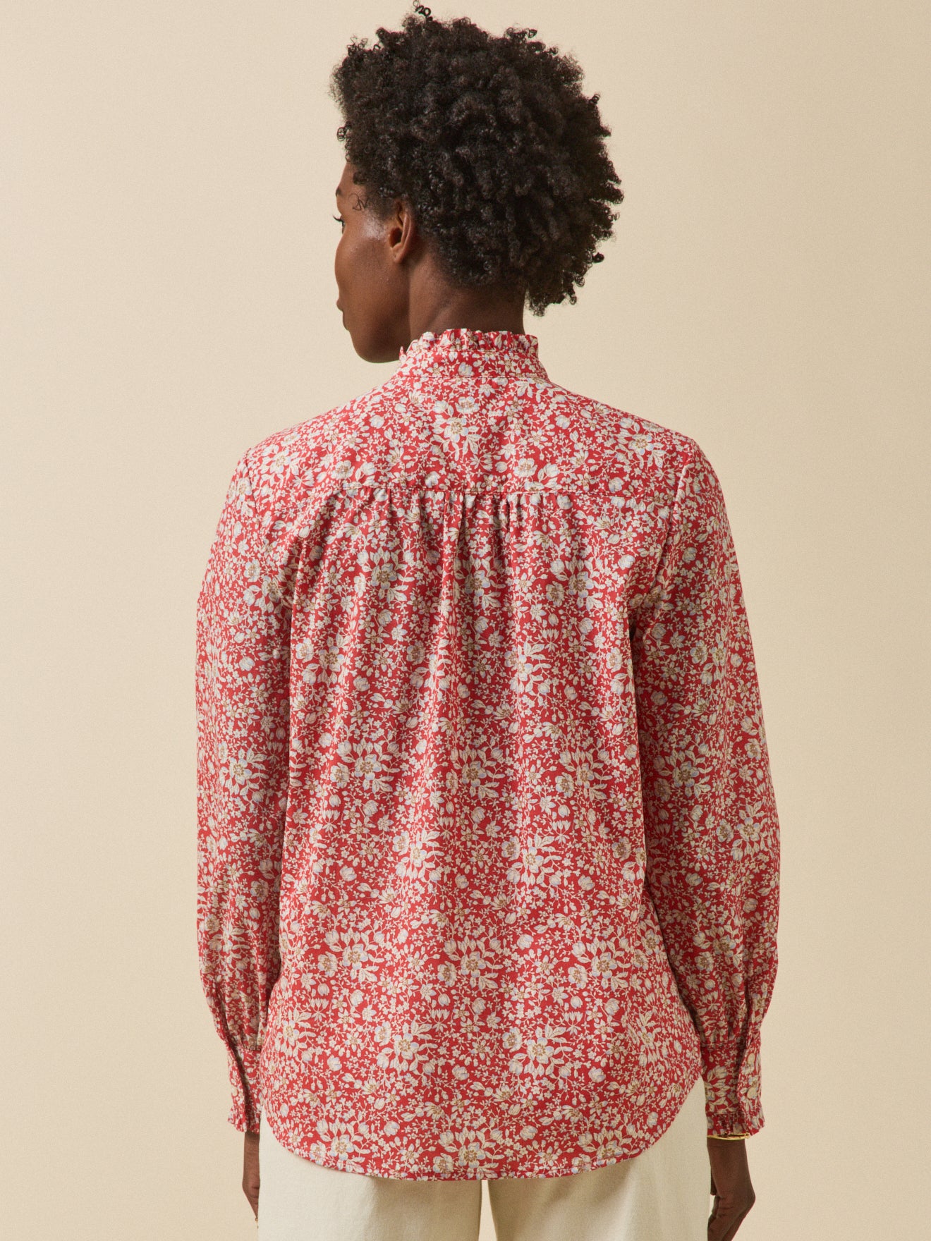 Women's ruffled collar shirt made with Liberty fabric - The Limited Collection