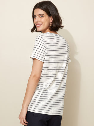 Women's stripe linen T-shirt with V-neckline