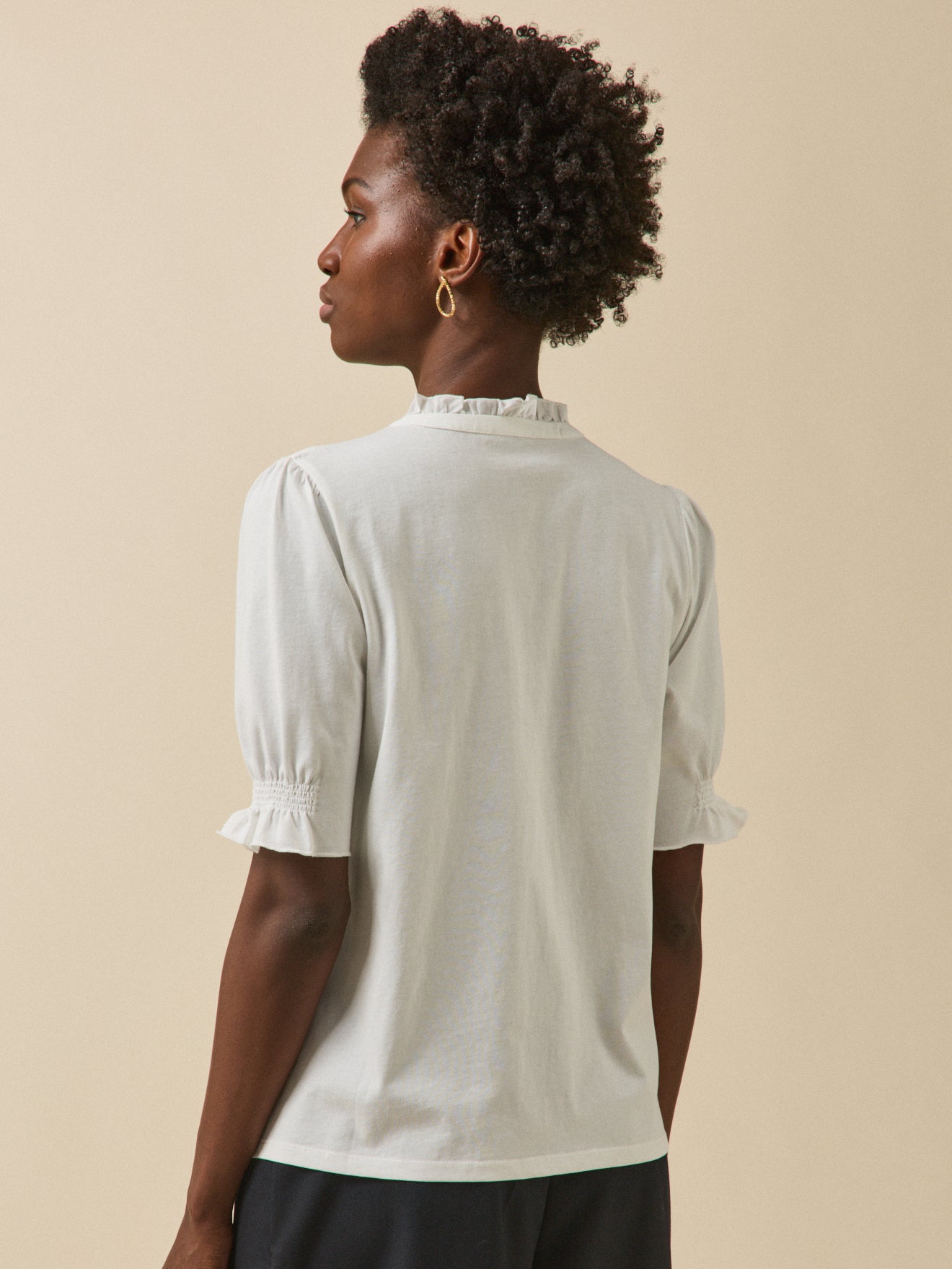 Women's ruffled organic cotton T-shirt