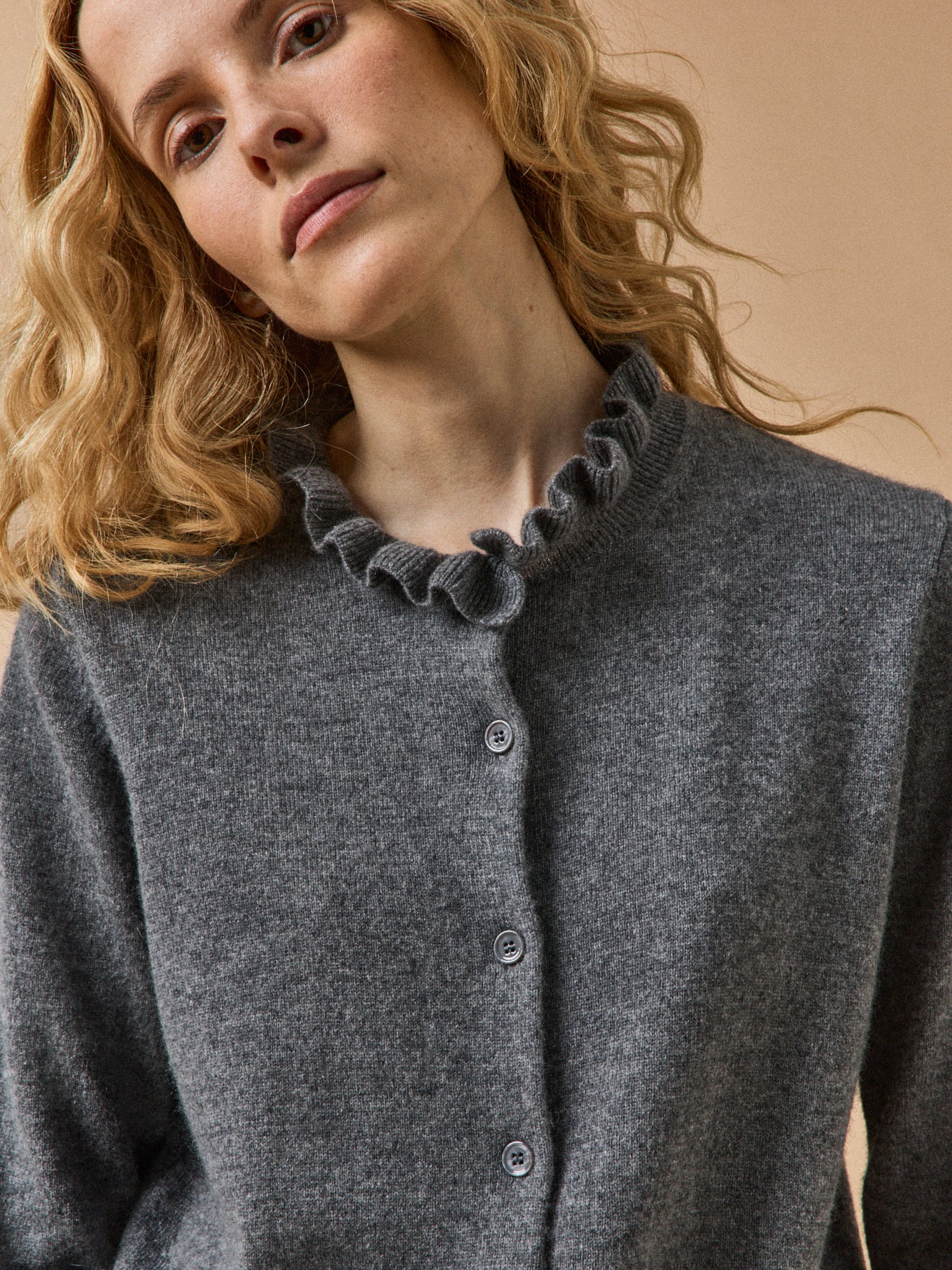 Cardigan col volanté femme - Collection Cachemire