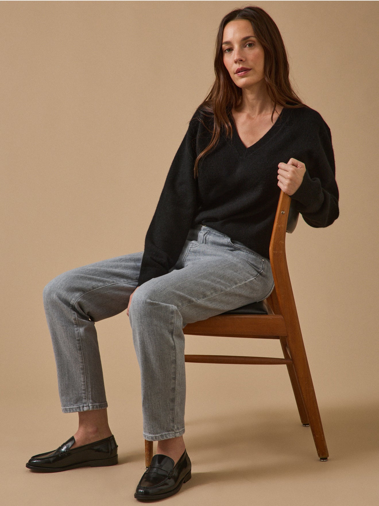 Women's V-neck sweater - The Cashmere Collection