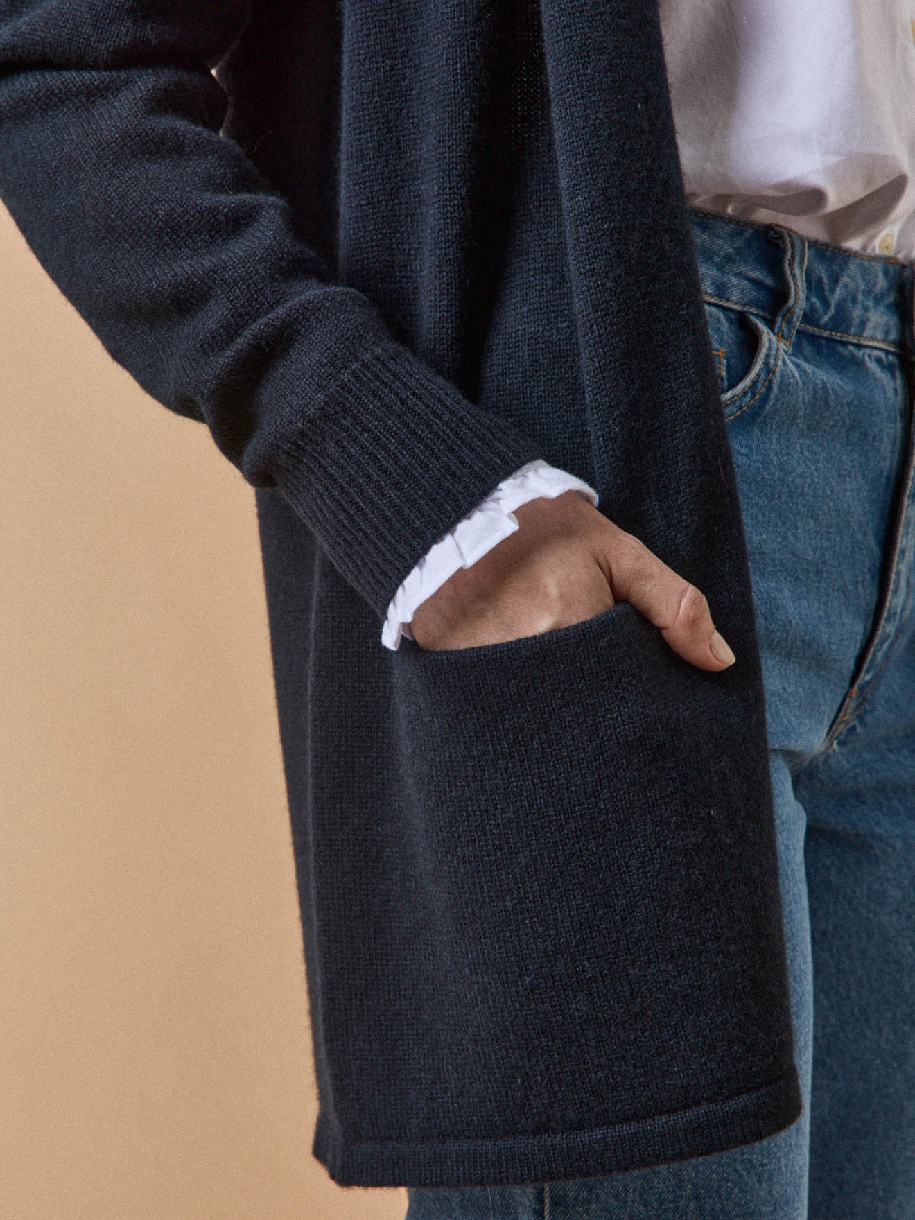 Women's wool and cashmere cardigan with front panels