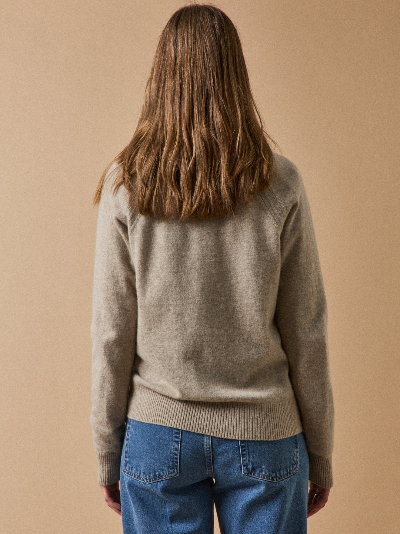 Women's sweater with round neckline - The Cashmere Collection