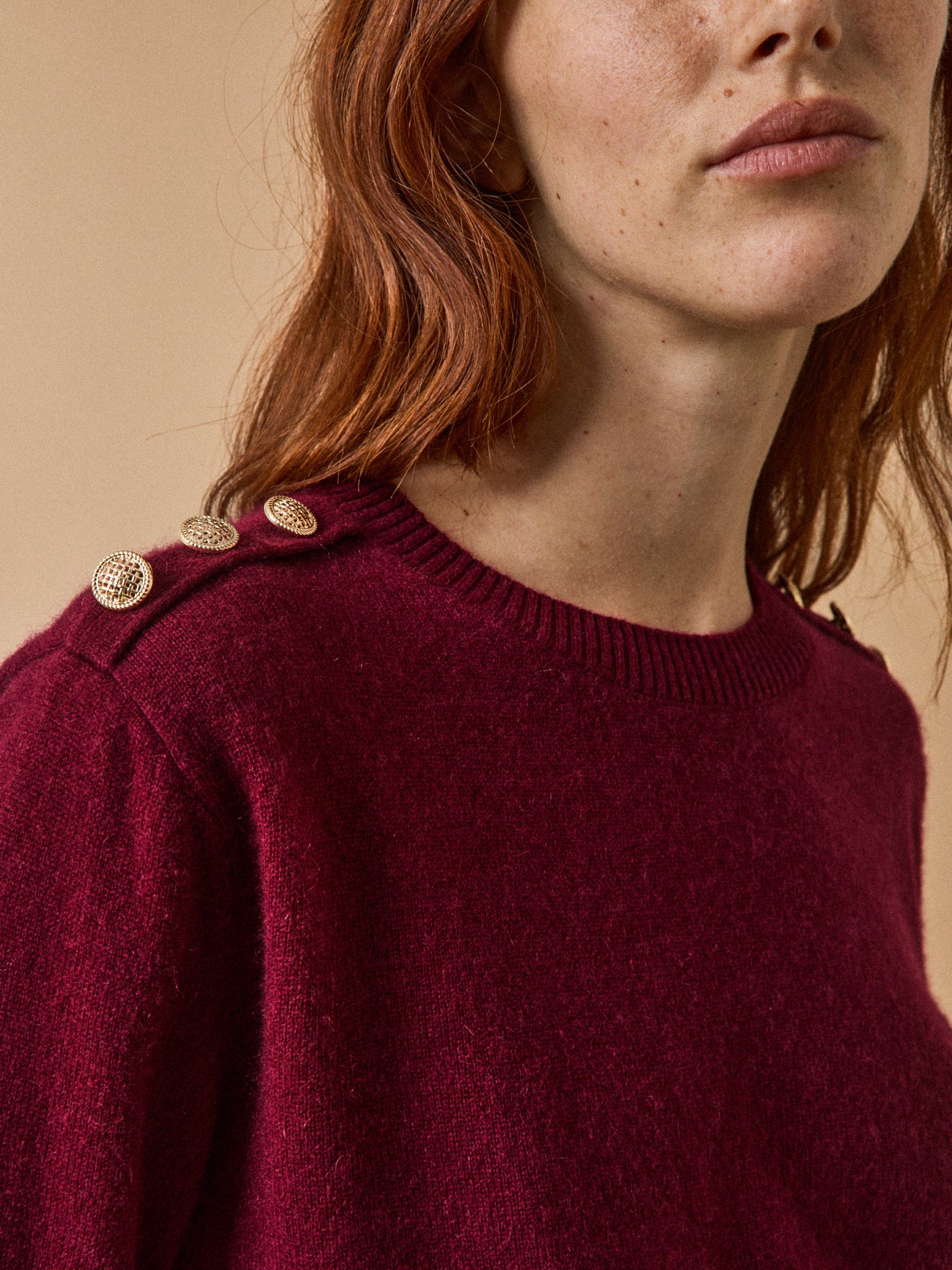Women's sweater with button shoulders - The Cashmere Collection