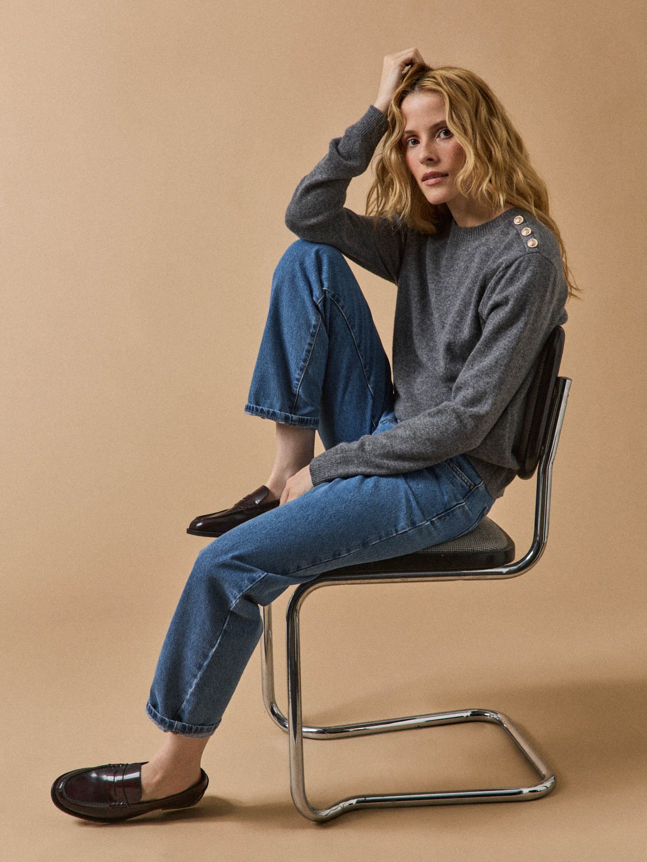 Women's sweater with button shoulders - The Cashmere Collection