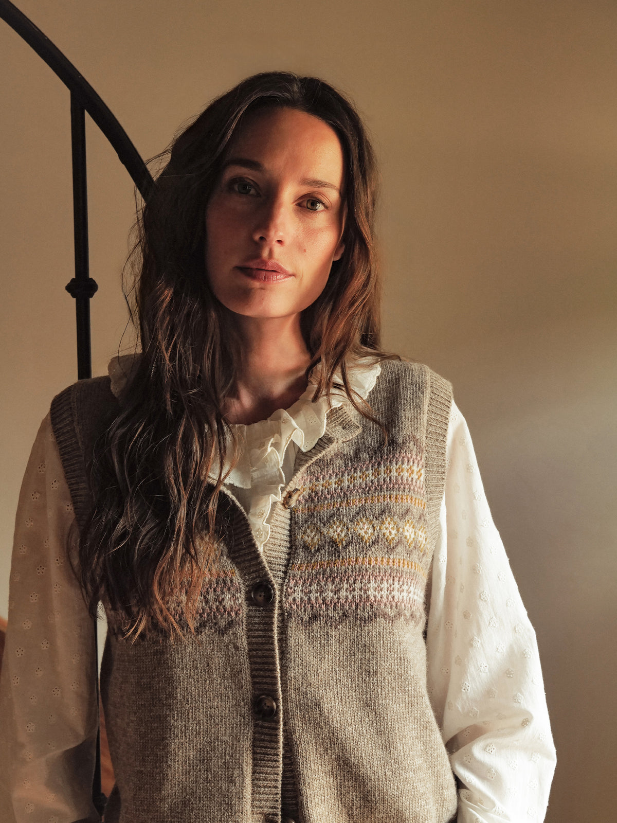 Women's sleeveless jacquard cardigan