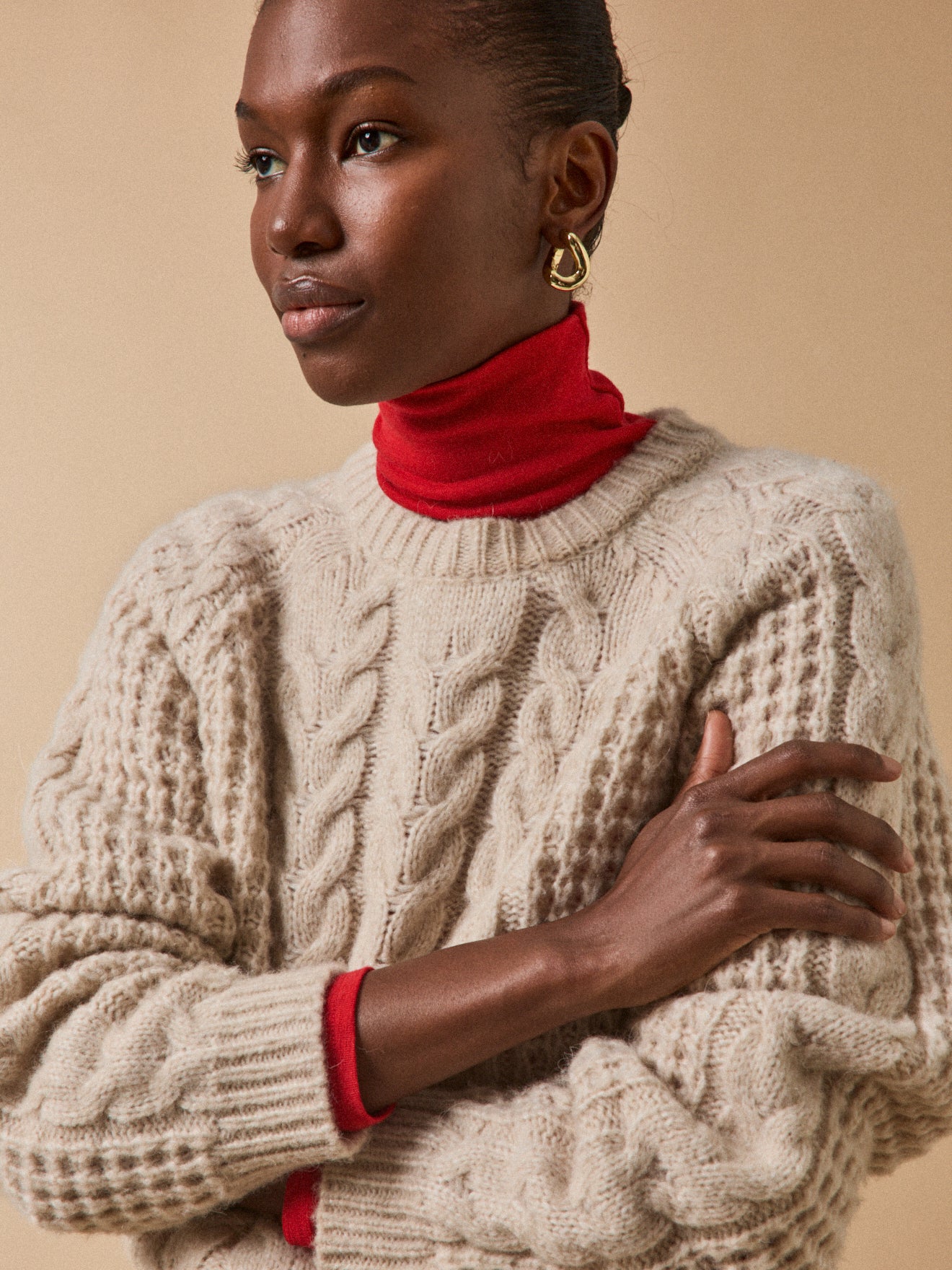 Women's merino wool blend cable-knit sweater