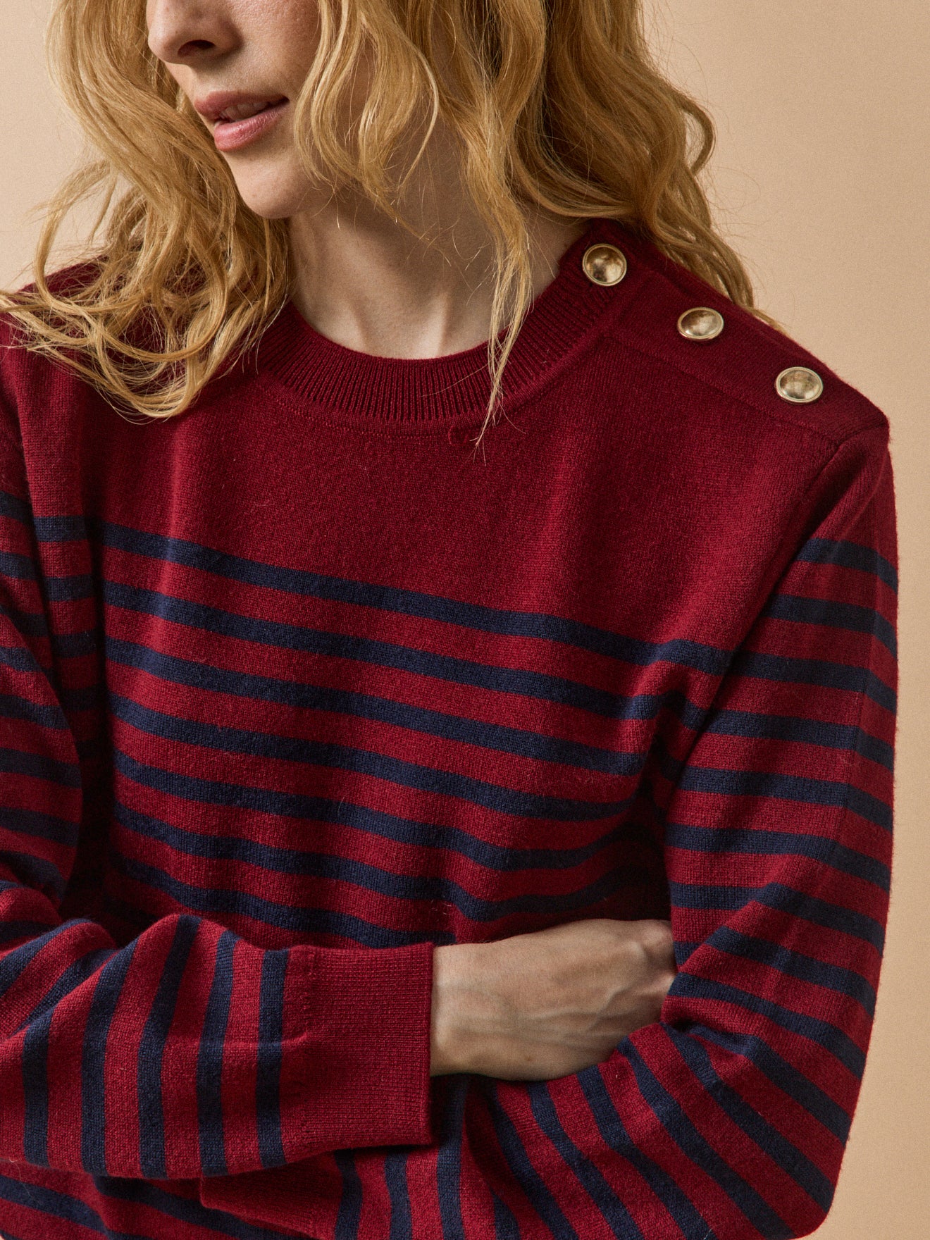 Women's RWS* sweater with golden buttons