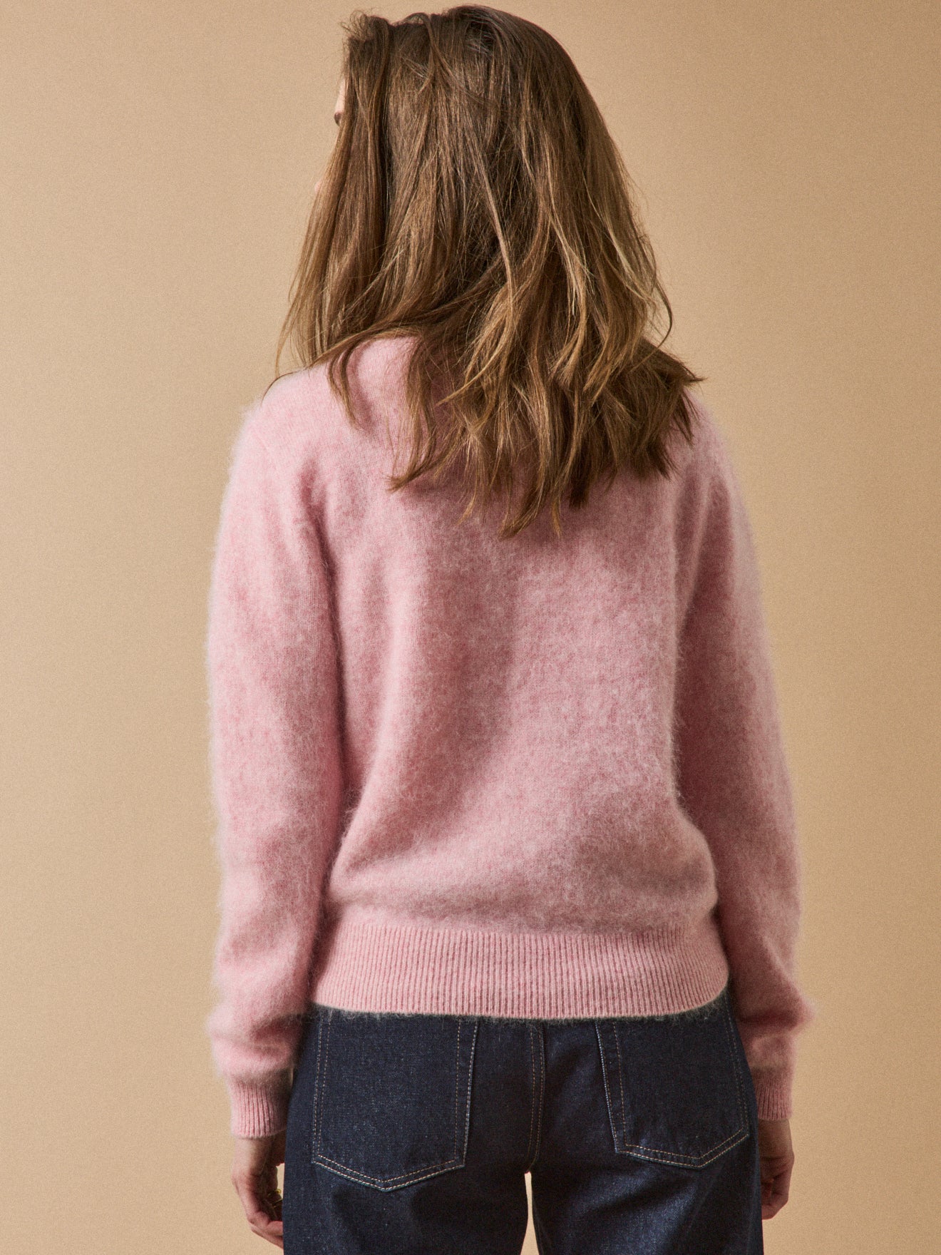 Women's brushed wool sweater with a round neck