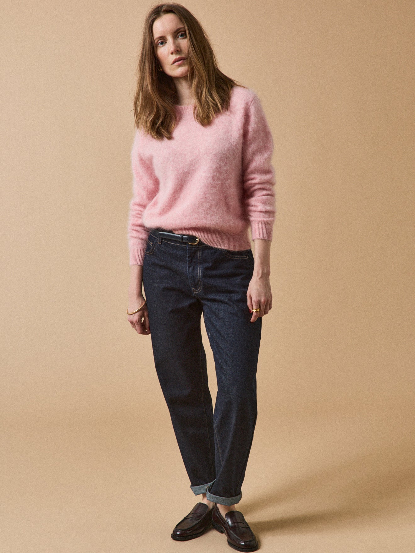 Women's brushed wool sweater with a round neck