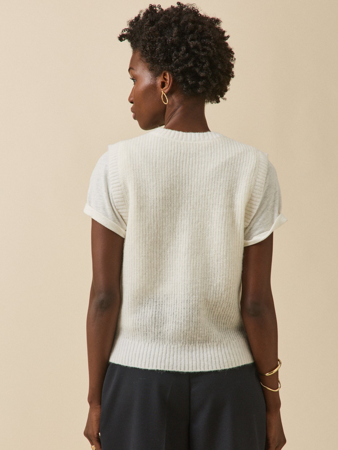 Women's sleeveless wool, alpaca and mohair cardigan