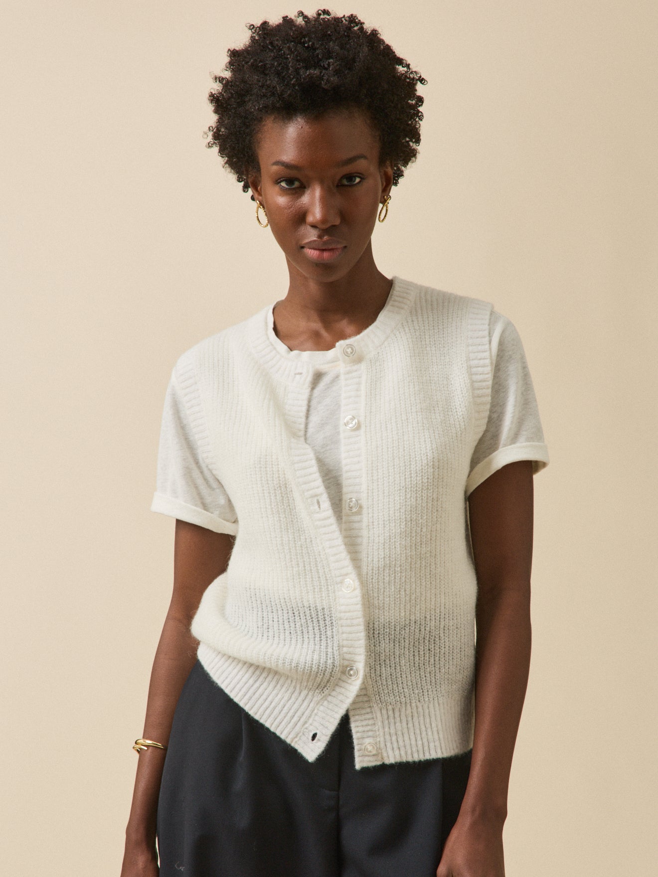 Women's sleeveless wool, alpaca and mohair cardigan