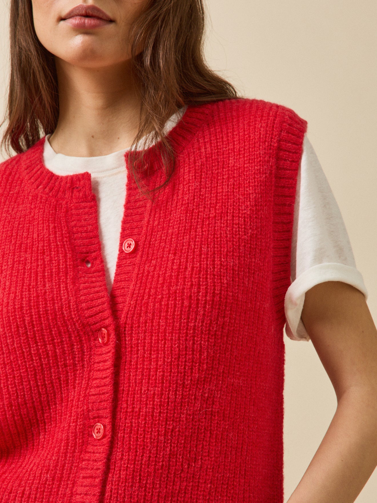 Women's sleeveless wool, alpaca and mohair cardigan