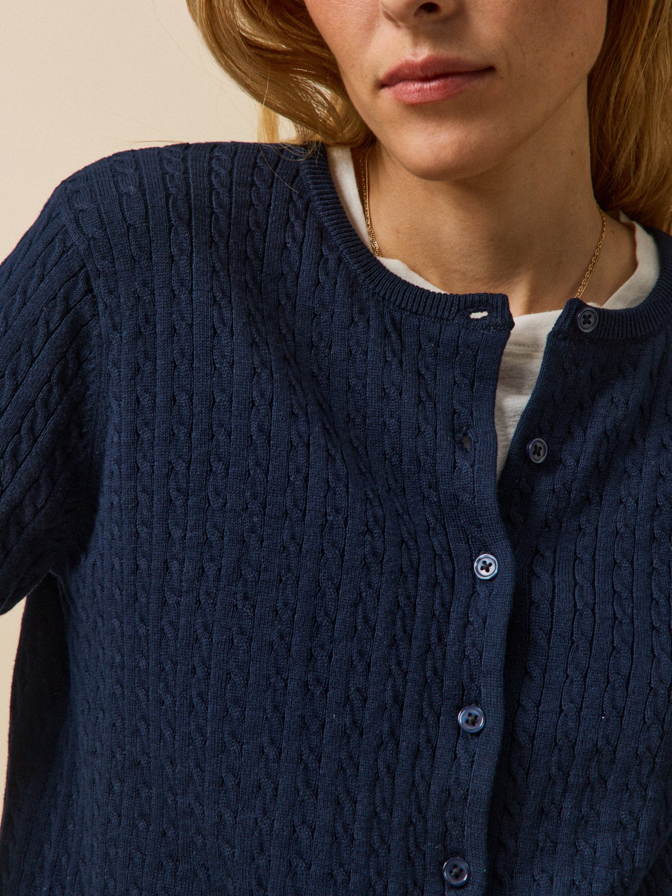 Women's organic cotton cable-knit cardigan