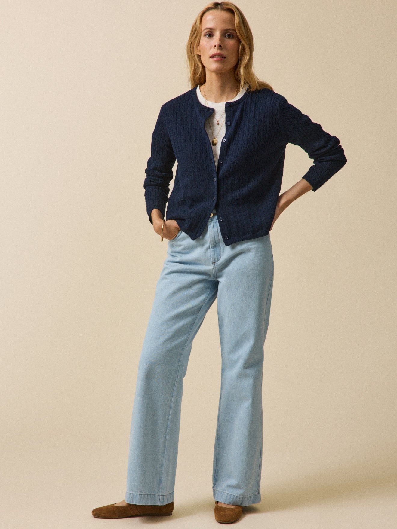 Women's organic cotton cable-knit cardigan