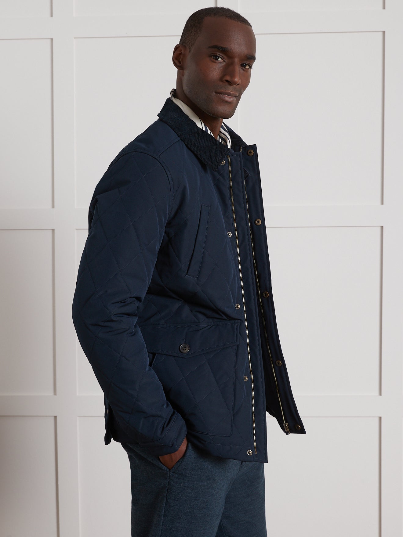 Men's quilted jacket with corduroy collar