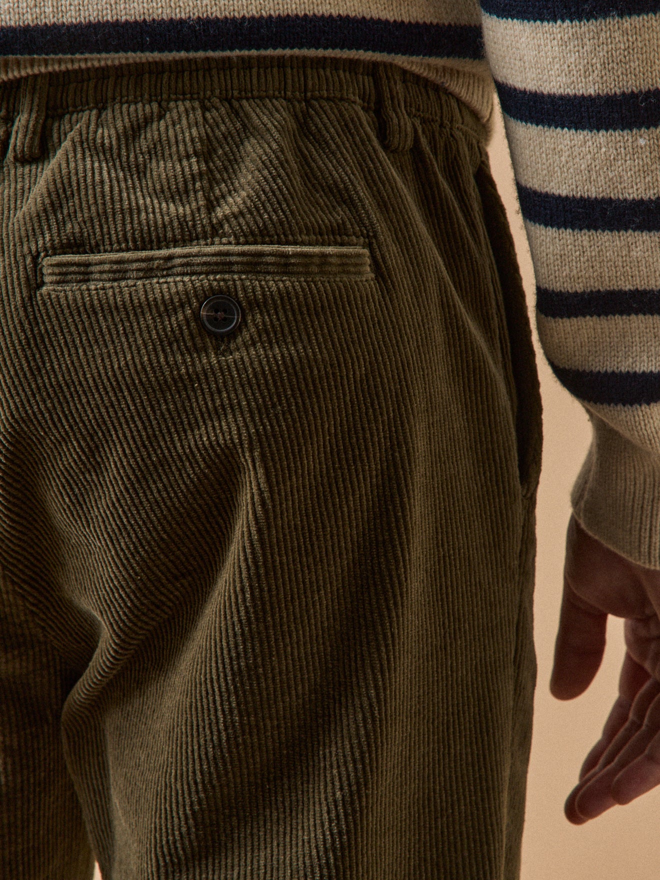 Pantalon taille élastiquée velours grosses côtes homme