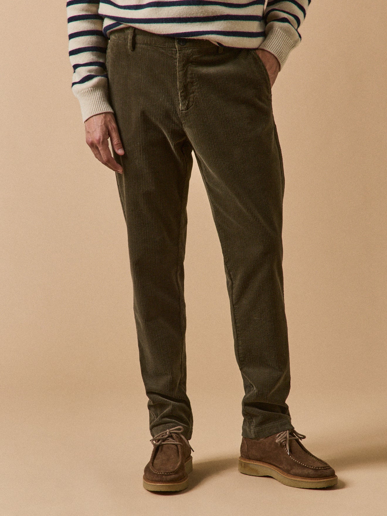 Pantalon taille élastiquée velours grosses côtes homme