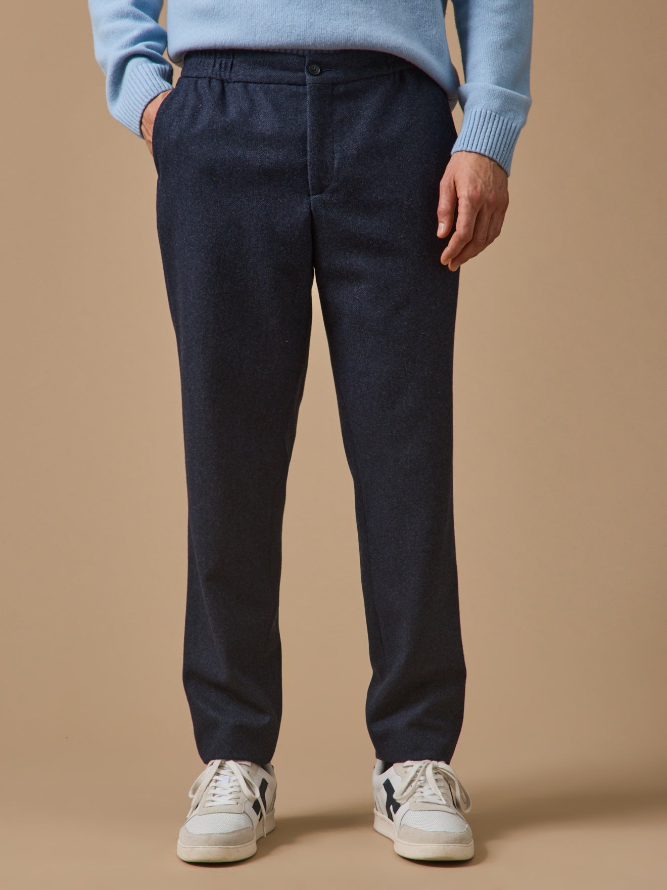 Men's woolen trousers with elastic waist