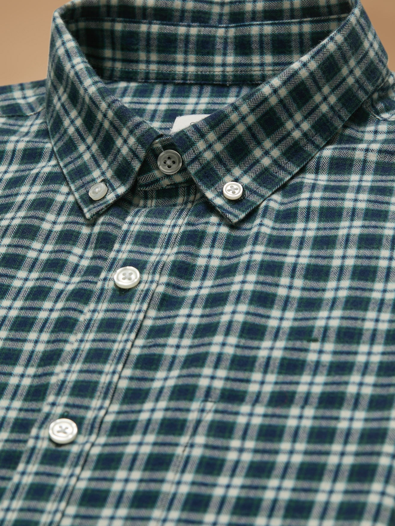 Men's check flannel shirt with contemporary fit