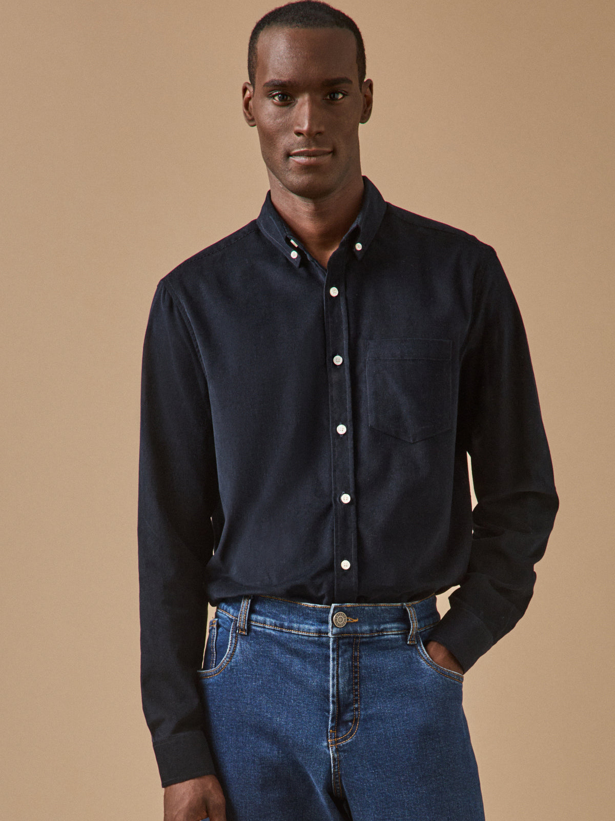 Men's corduroy shirt with contemporary classic fit