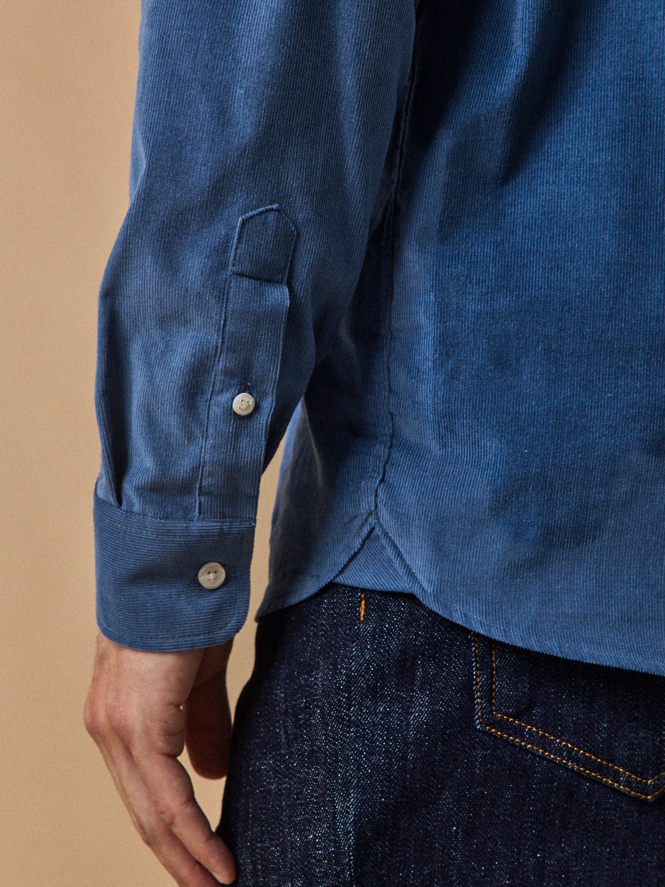 Men's velour shirt with contemporary fit