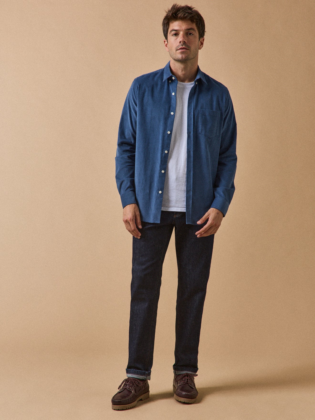 Men's velour shirt with contemporary fit